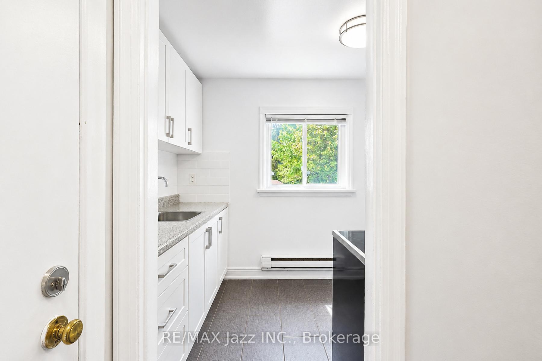 Photo 14 of Unit 1, 209 Stacey Avenue, Oshawa, Central — HOMEH