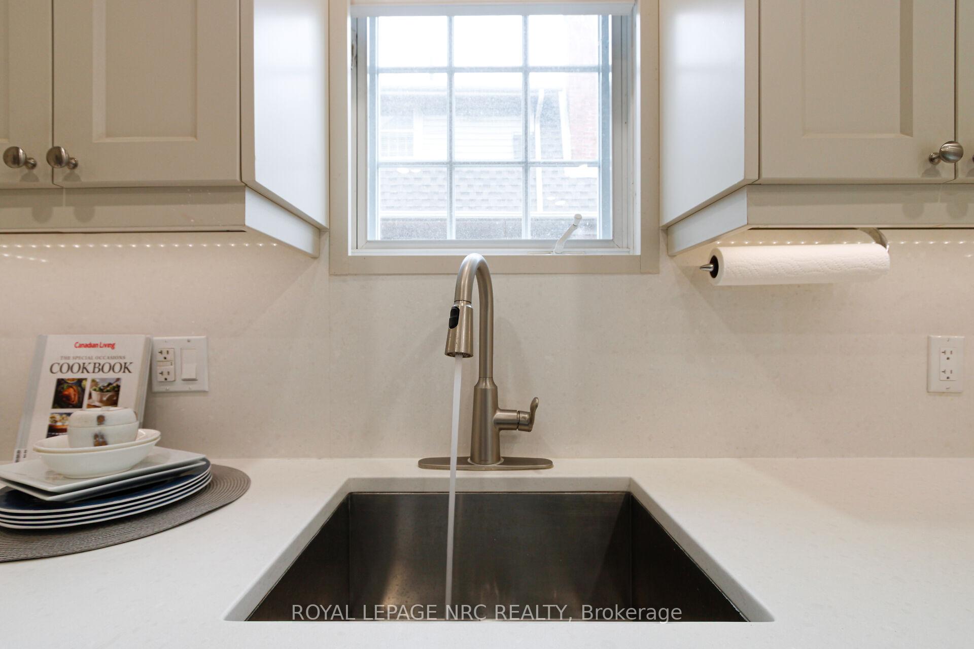 Photo 12 of 15 South Drive, St. Catharines, Old Glenridge — HOMEH