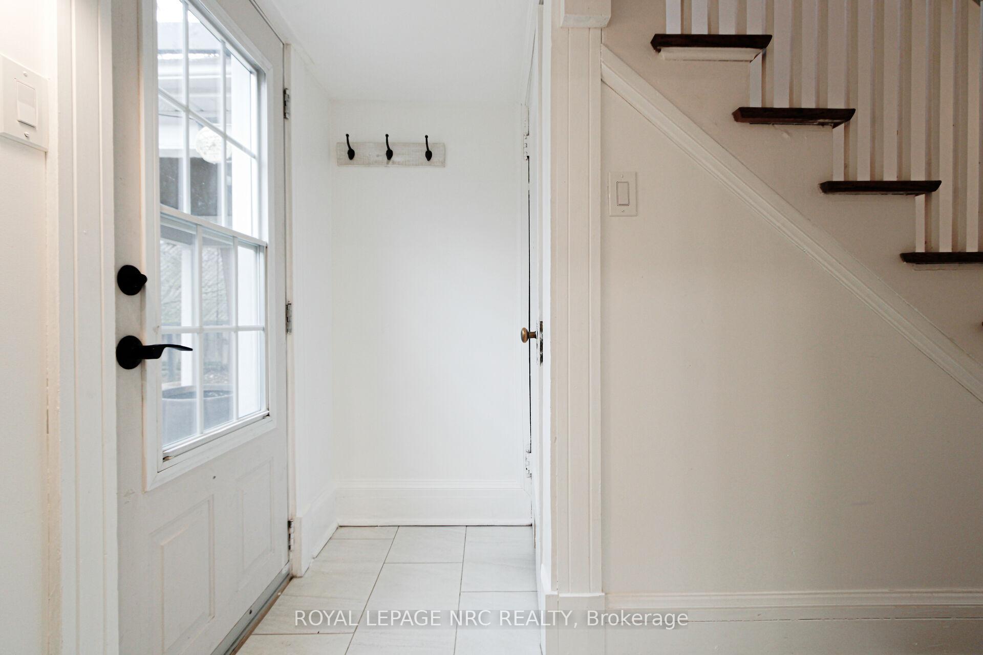 Photo 17 of 15 South Drive, St. Catharines, Old Glenridge — HOMEH