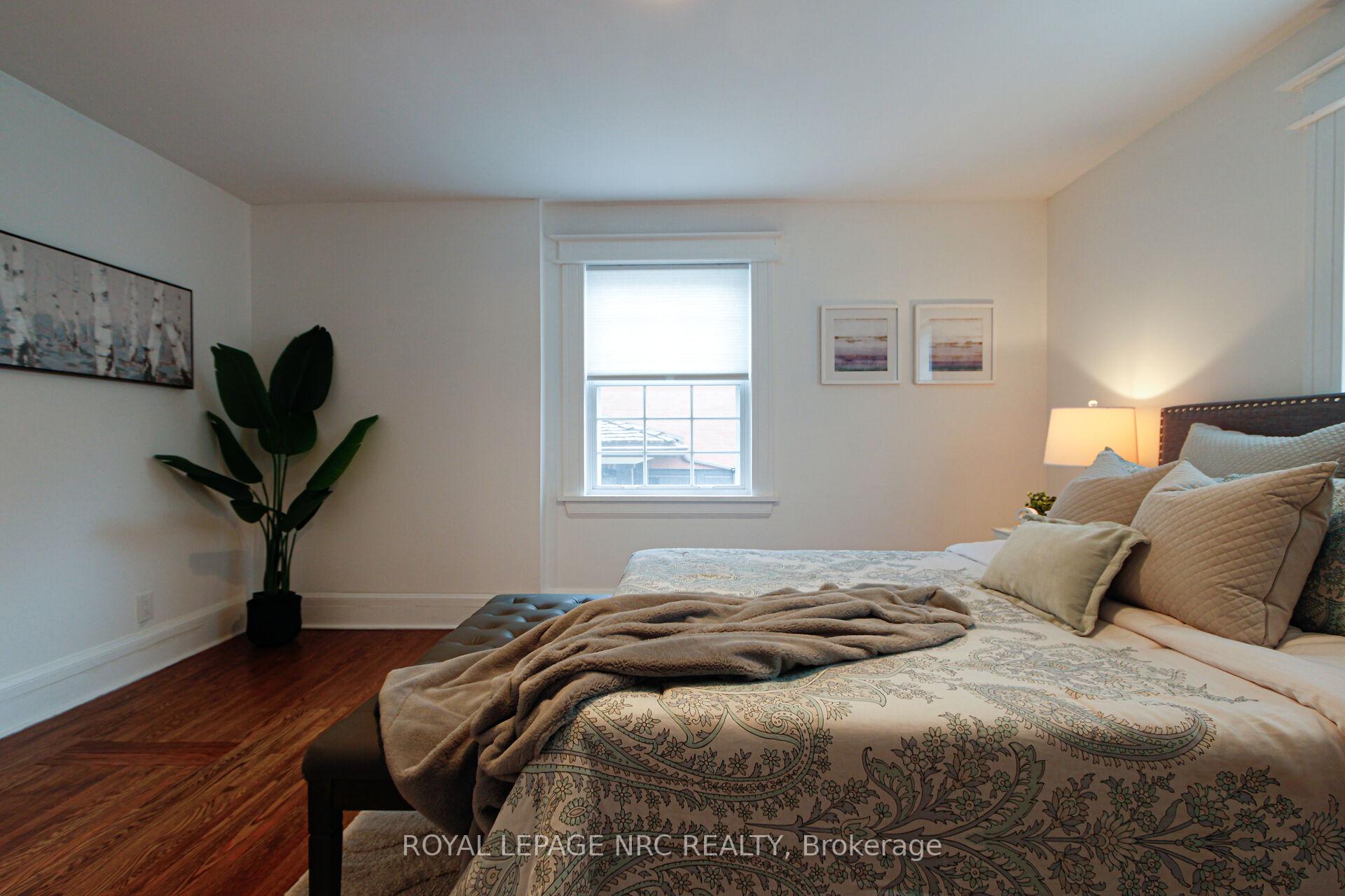 Photo 20 of 15 South Drive, St. Catharines, Old Glenridge — HOMEH