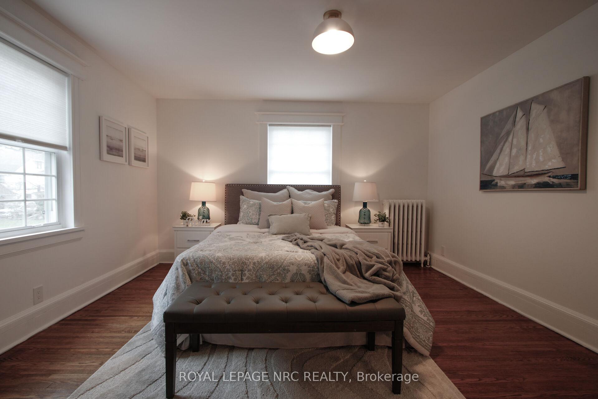Photo 21 of 15 South Drive, St. Catharines, Old Glenridge — HOMEH