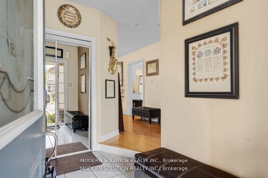 Photo 7 of 552 Wildgrass Road, Mississauga, Cooksville — HOMEH