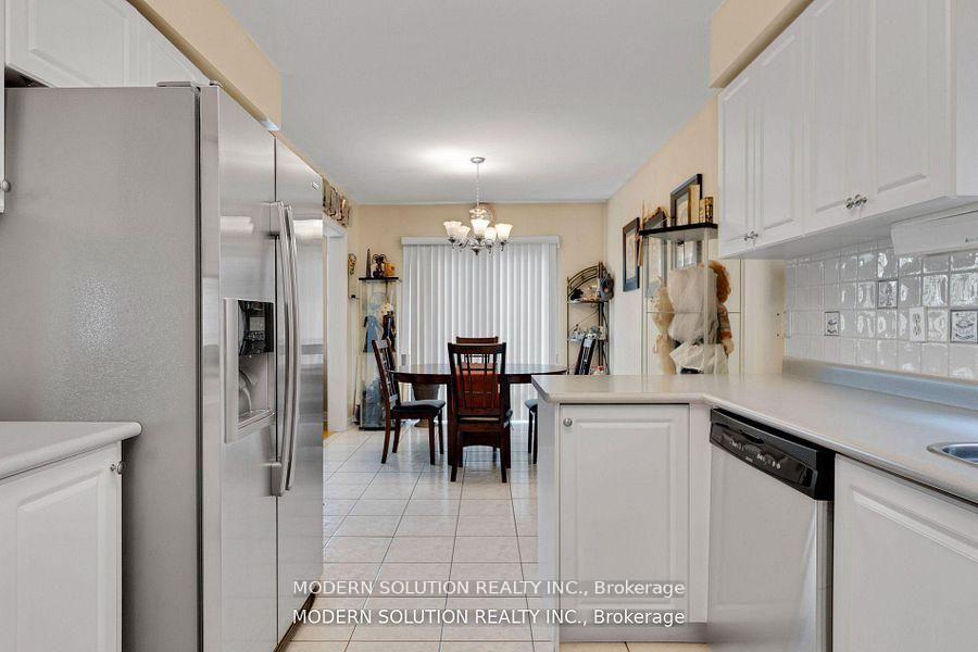 Photo 18 of 552 Wildgrass Road, Mississauga, Cooksville — HOMEH