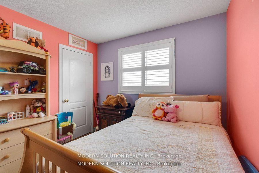 Photo 32 of 552 Wildgrass Road, Mississauga, Cooksville — HOMEH
