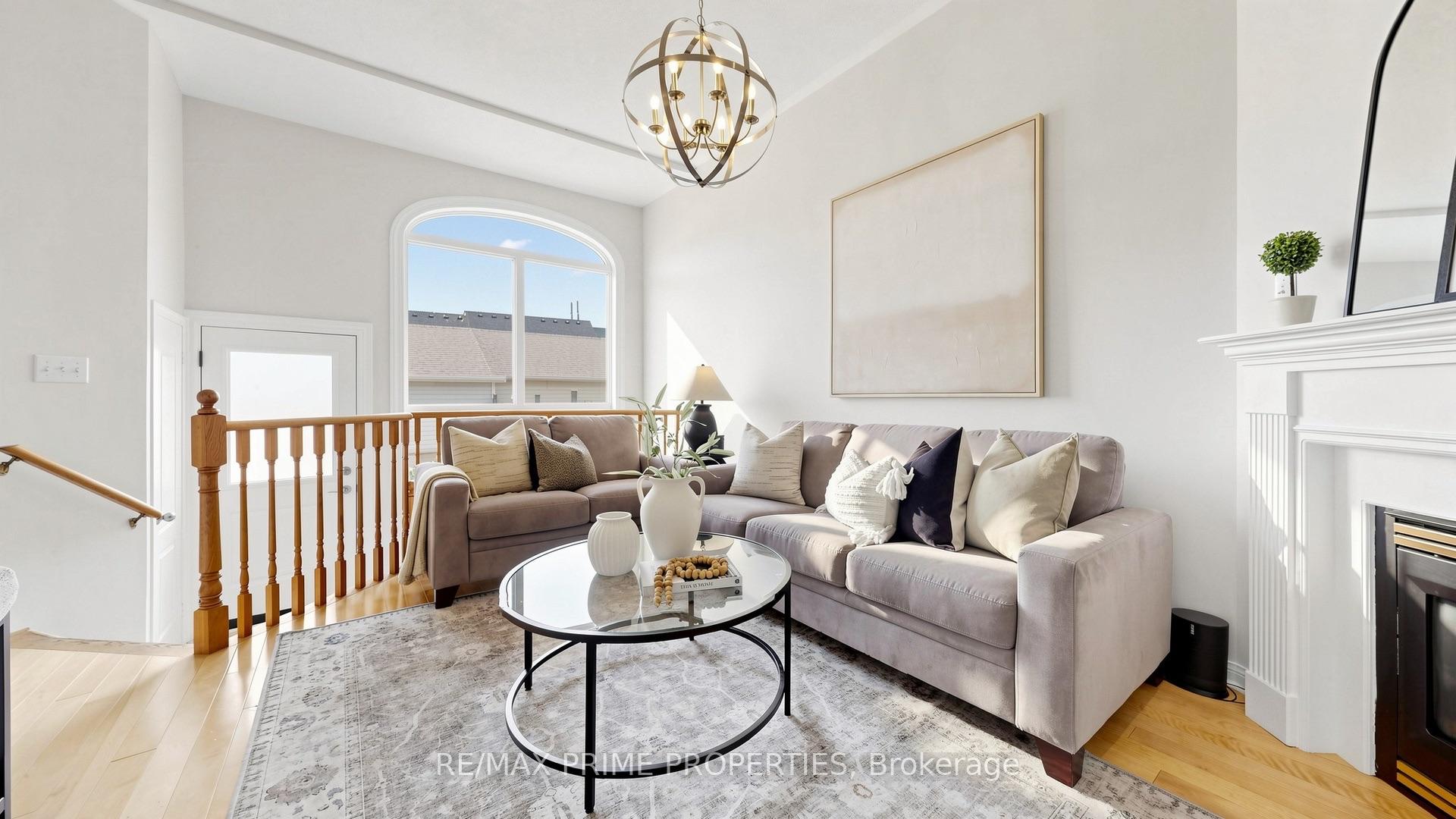 Photo 12 of 105 Settlement Park Avenue, Markham, Cornell — HOMEH