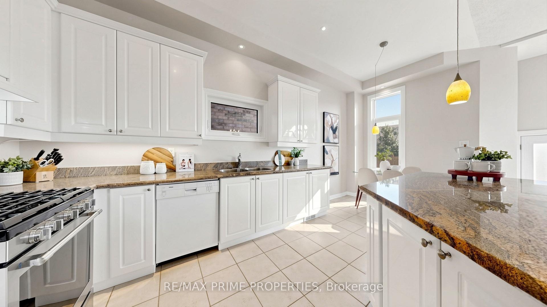 Photo 16 of 105 Settlement Park Avenue, Markham, Cornell — HOMEH