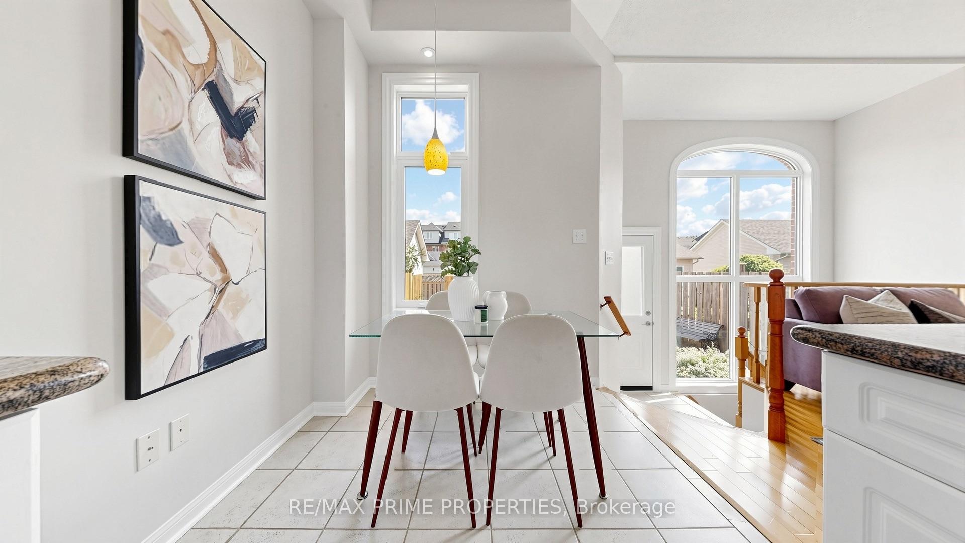 Photo 20 of 105 Settlement Park Avenue, Markham, Cornell — HOMEH