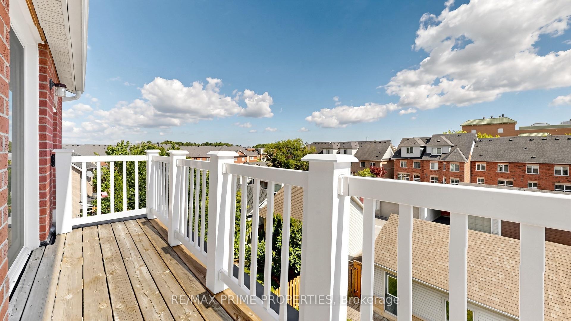 Photo 43 of 105 Settlement Park Avenue, Markham, Cornell — HOMEH