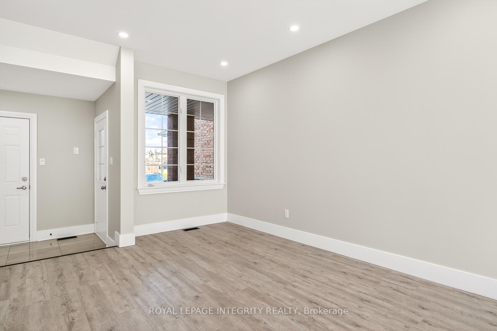 Photo 7 of 169 Desmond Trudeau Drive, McNab/Braeside, Mcnab/Braeside Twps — HOMEH