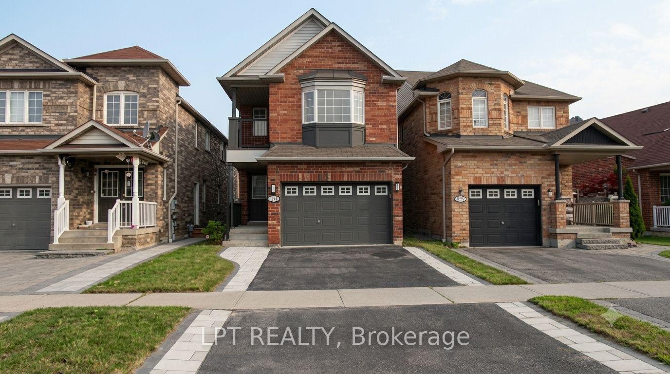 Photo 2 of 103 Howling Crescent, Ajax, South East — HOMEH