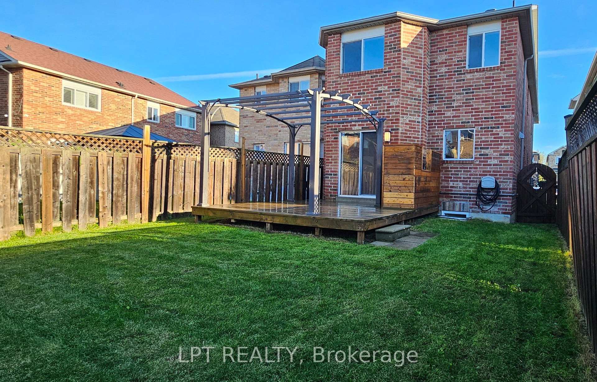 Photo 27 of 103 Howling Crescent, Ajax, South East — HOMEH