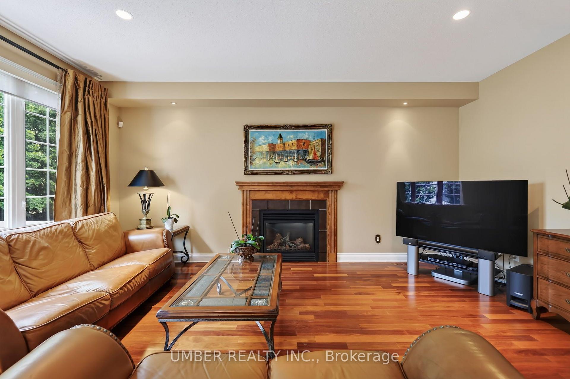 Photo 10 of 347 Shadehill Crescent W, Ottawa, Barrhaven - Stonebridge — HOMEH