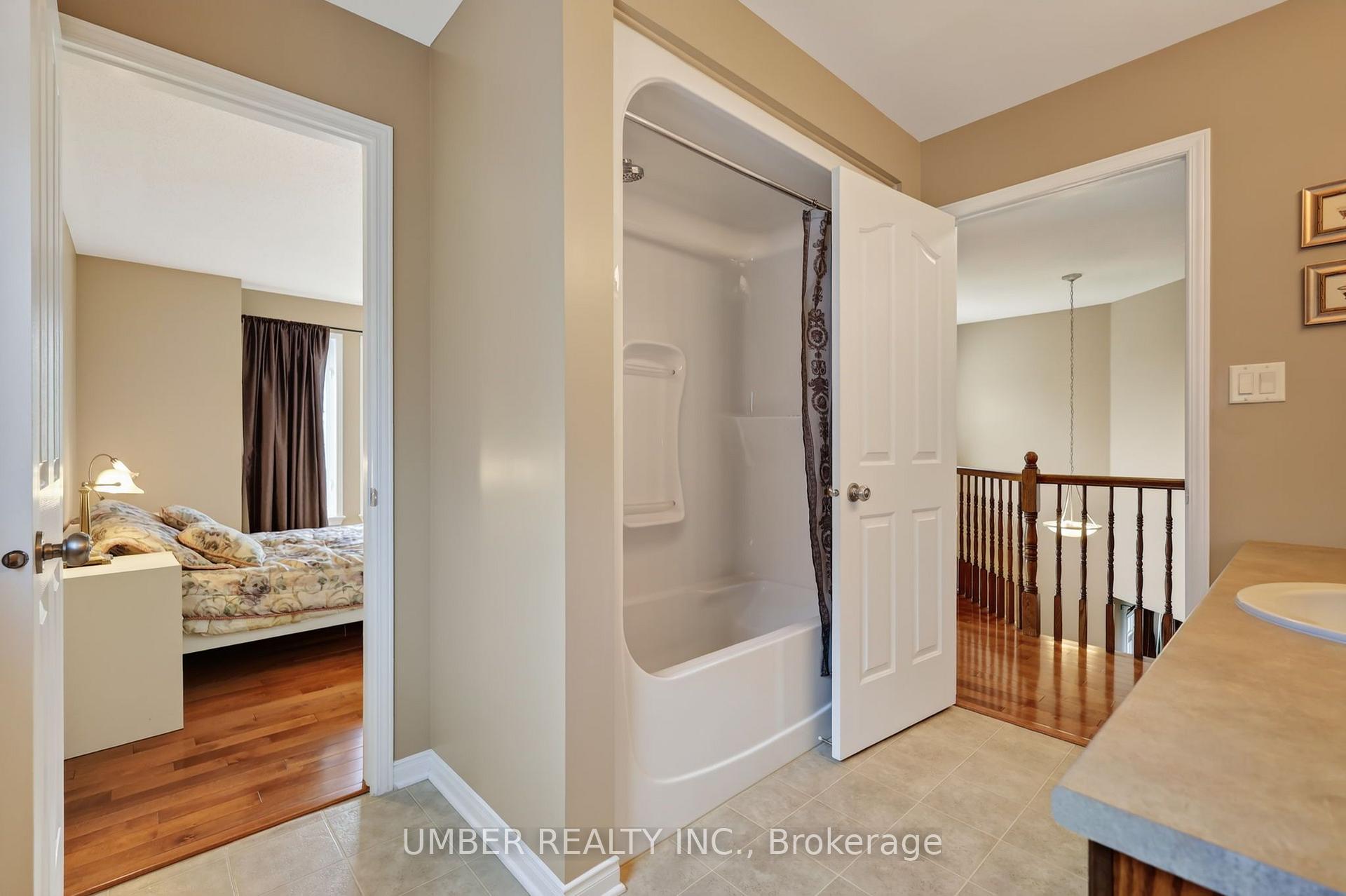 Photo 23 of 347 Shadehill Crescent W, Ottawa, Barrhaven - Stonebridge — HOMEH