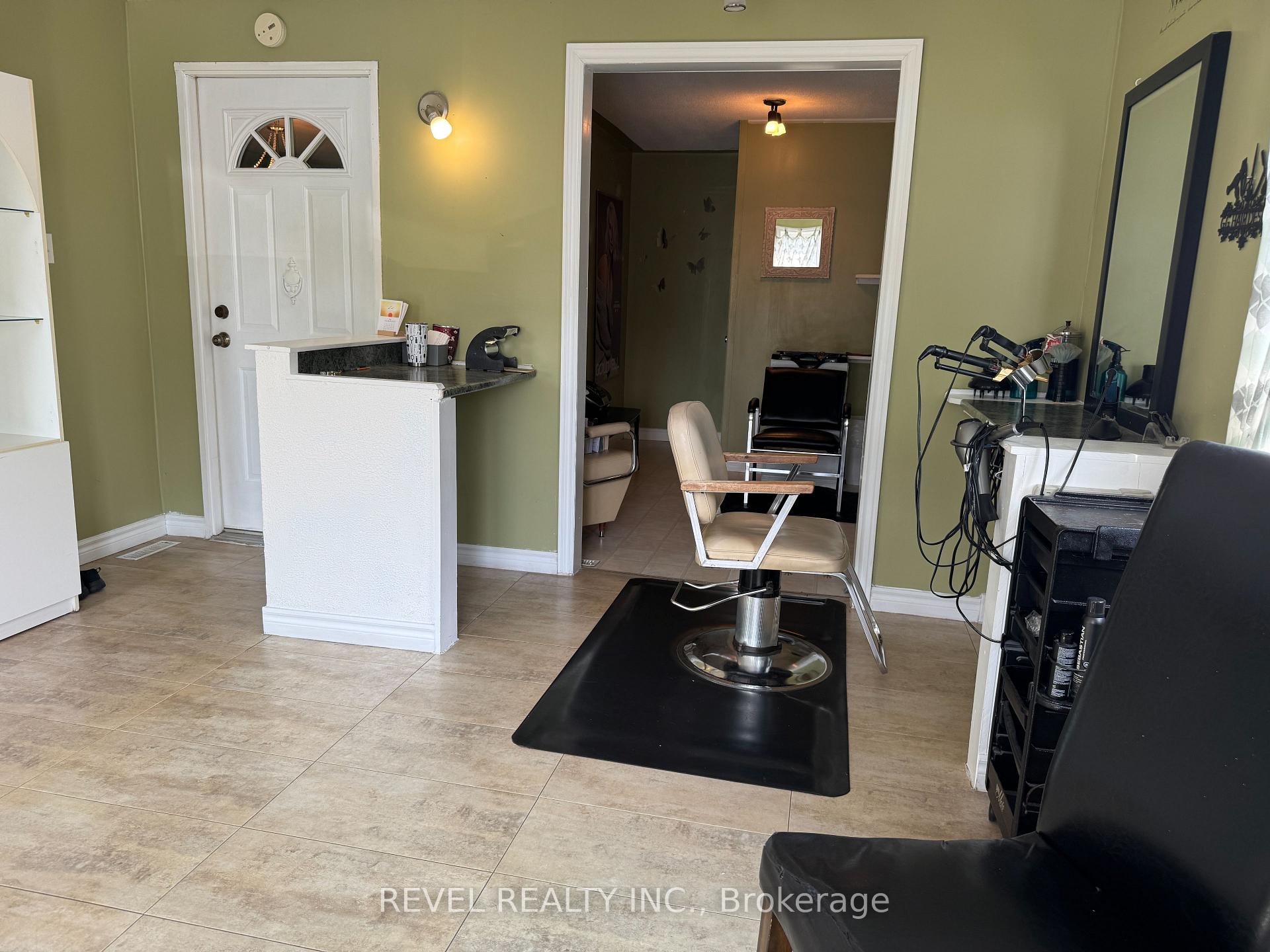 Photo 5 of 214 Birch Street S, Timmins, TS - SE — HOMEH