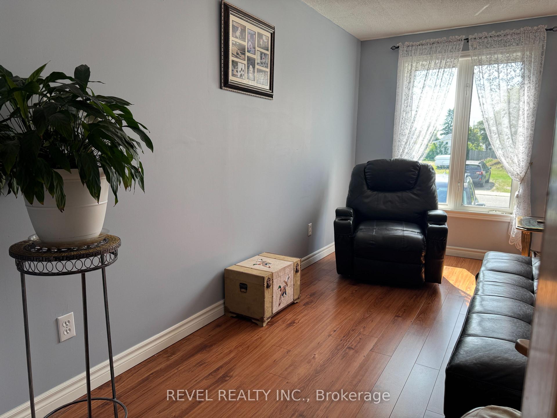 Photo 18 of 214 Birch Street S, Timmins, TS - SE — HOMEH