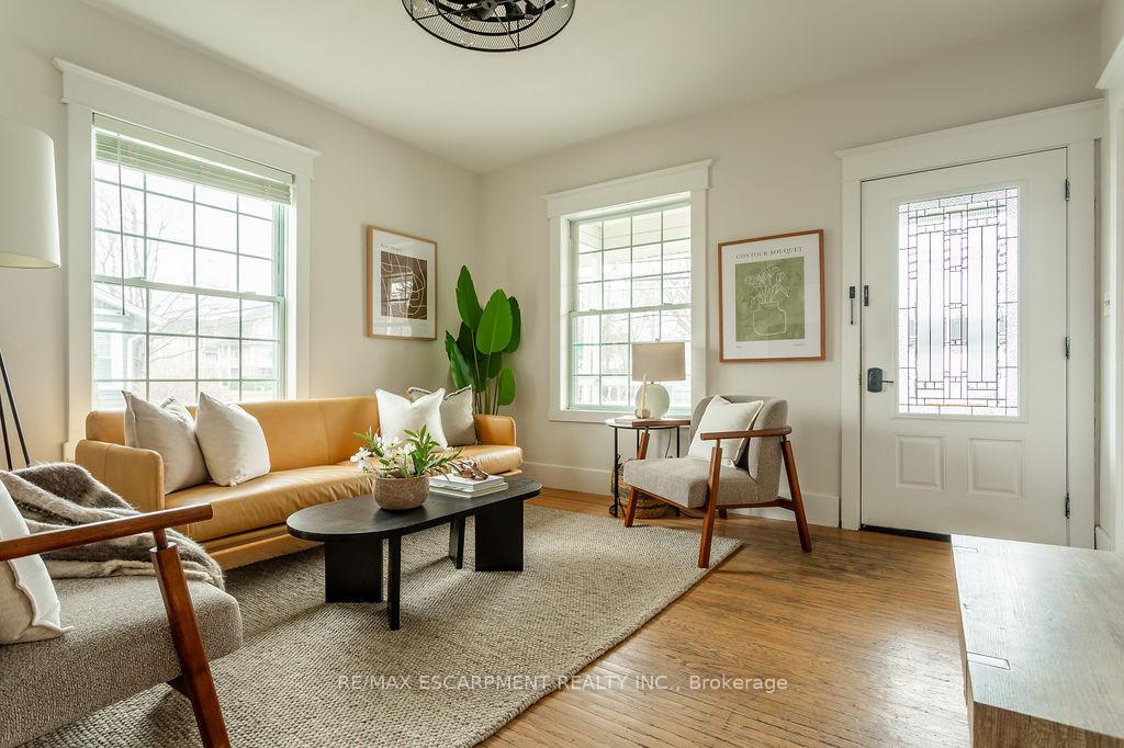 Photo 3 of 270 Beach Boulevard, Hamilton, Hamilton Beach — HOMEH