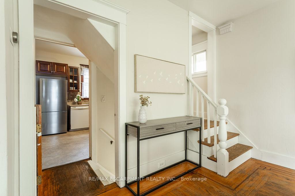 Photo 17 of 270 Beach Boulevard, Hamilton, Hamilton Beach — HOMEH