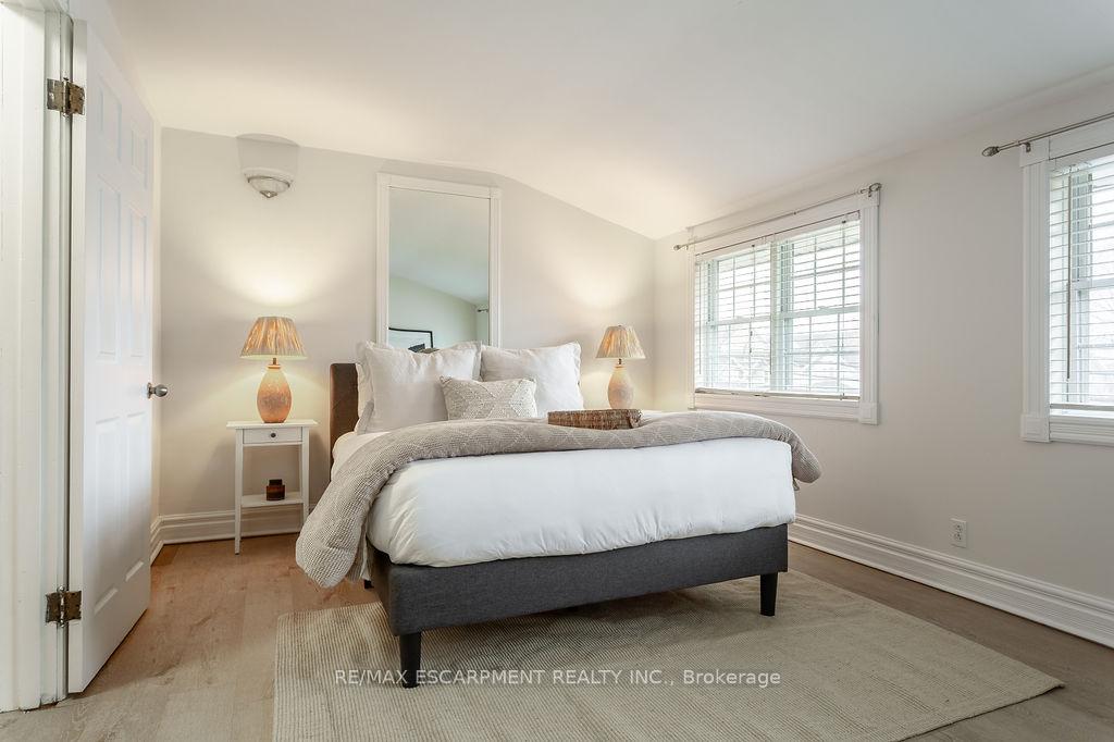 Photo 22 of 270 Beach Boulevard, Hamilton, Hamilton Beach — HOMEH