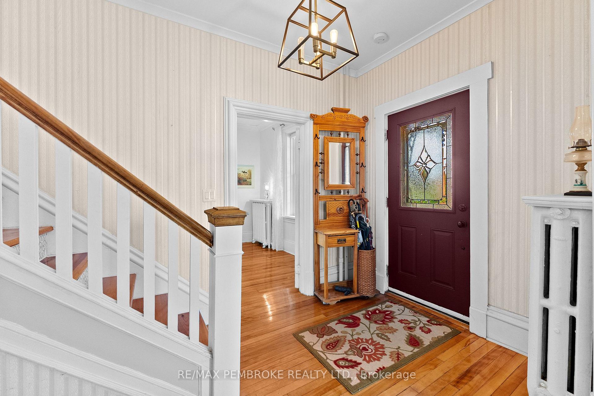 Photo 6 of 233 Catherine Street, Pembroke, Pembroke — HOMEH
