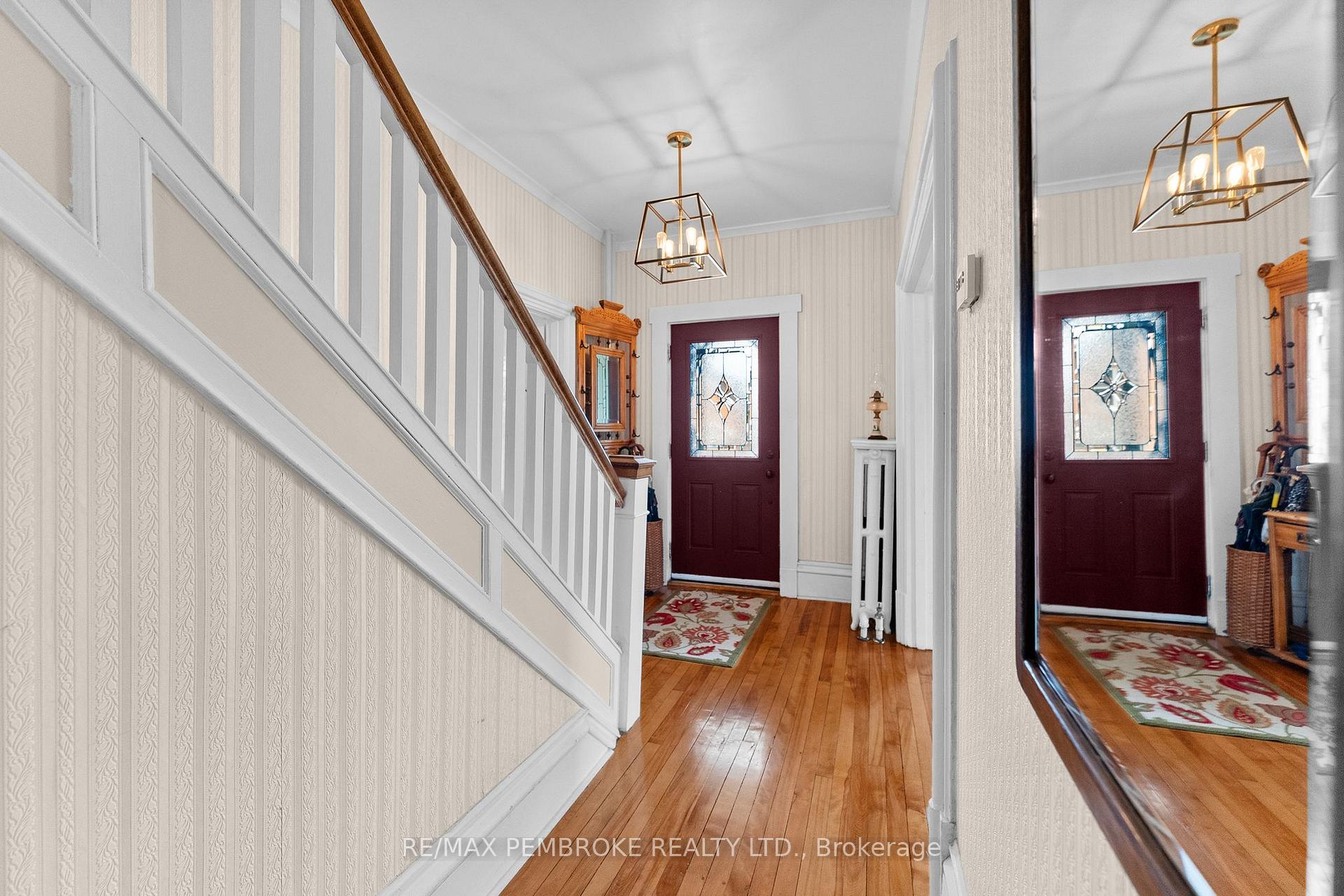 Photo 7 of 233 Catherine Street, Pembroke, Pembroke — HOMEH