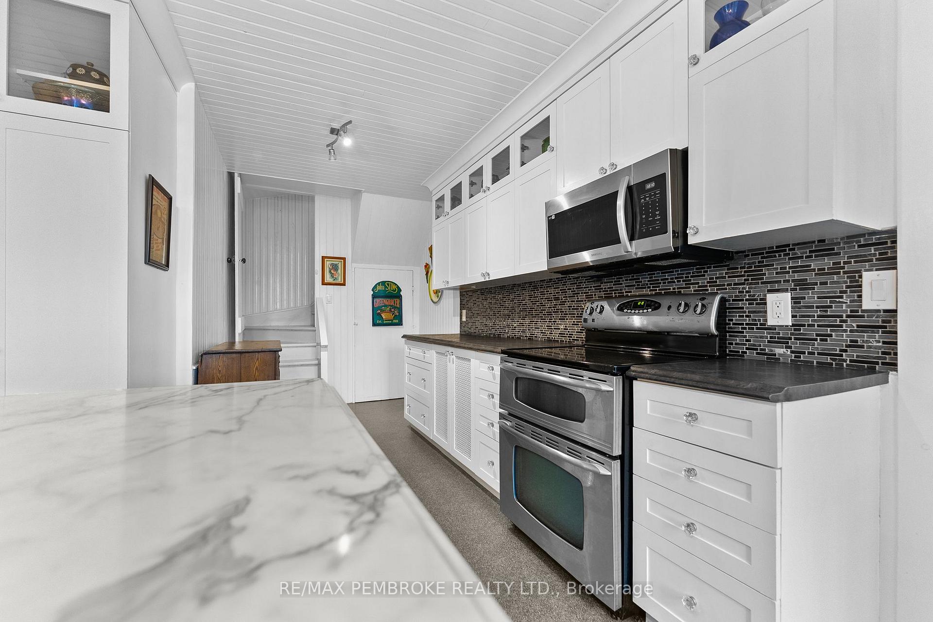Photo 19 of 233 Catherine Street, Pembroke, Pembroke — HOMEH