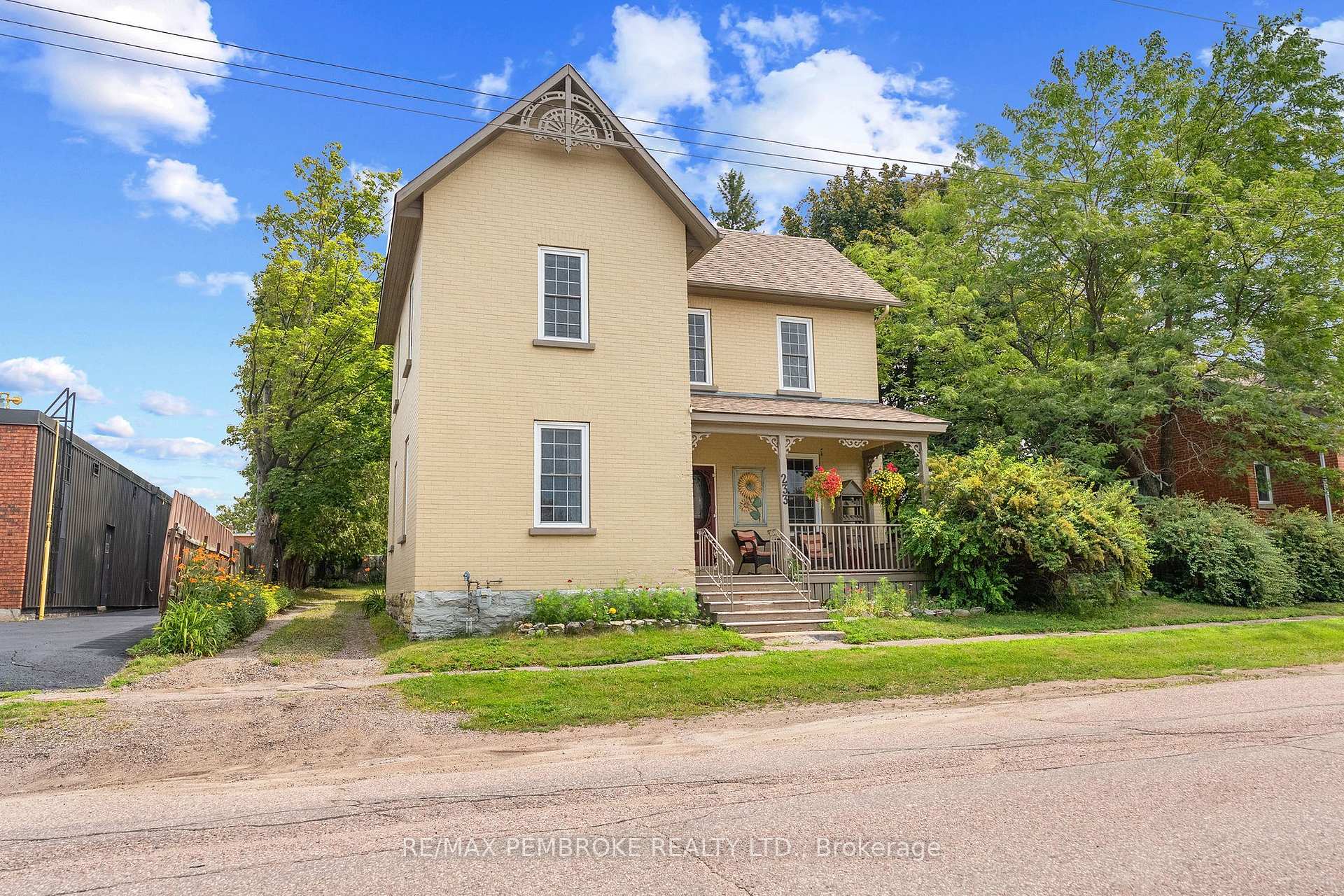 Photo 40 of 233 Catherine Street, Pembroke, Pembroke — HOMEH