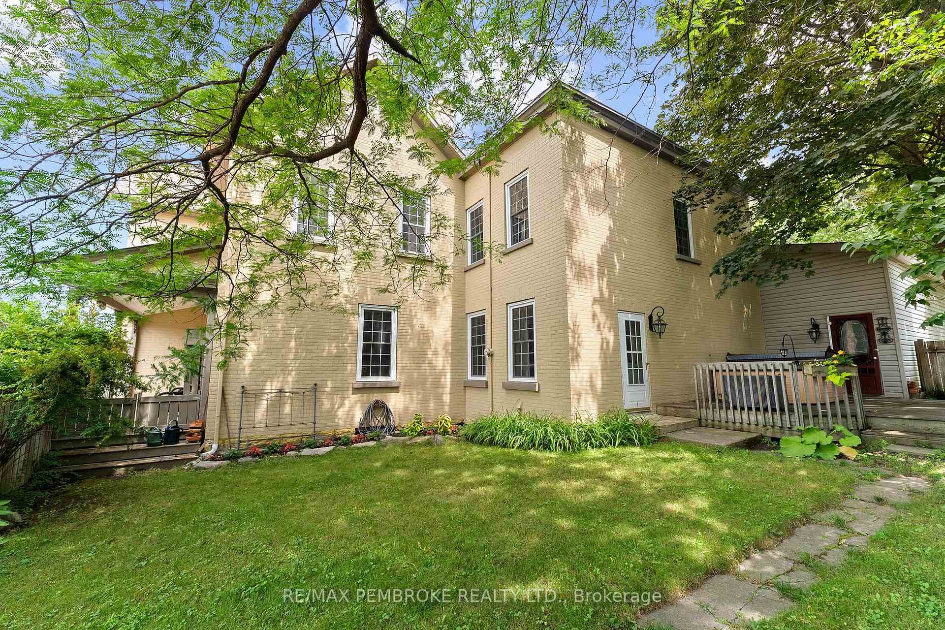 Photo 41 of 233 Catherine Street, Pembroke, Pembroke — HOMEH