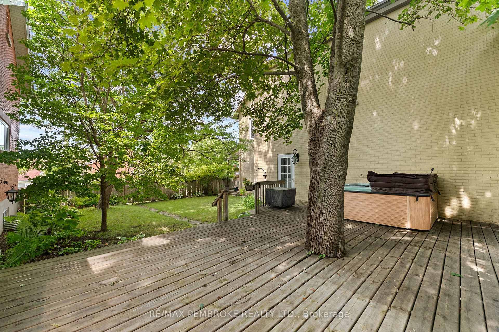 Photo 45 of 233 Catherine Street, Pembroke, Pembroke — HOMEH