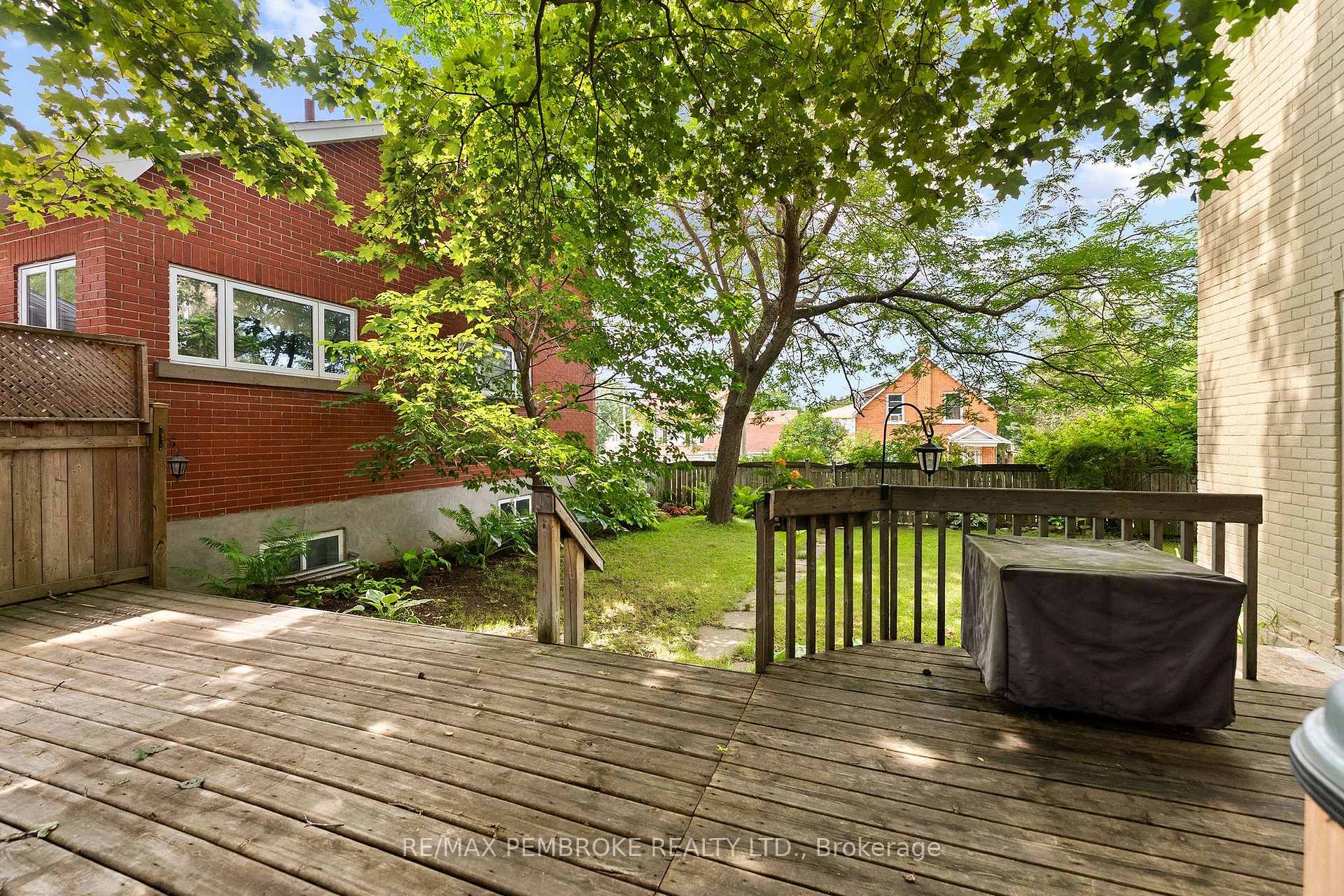 Photo 49 of 233 Catherine Street, Pembroke, Pembroke — HOMEH