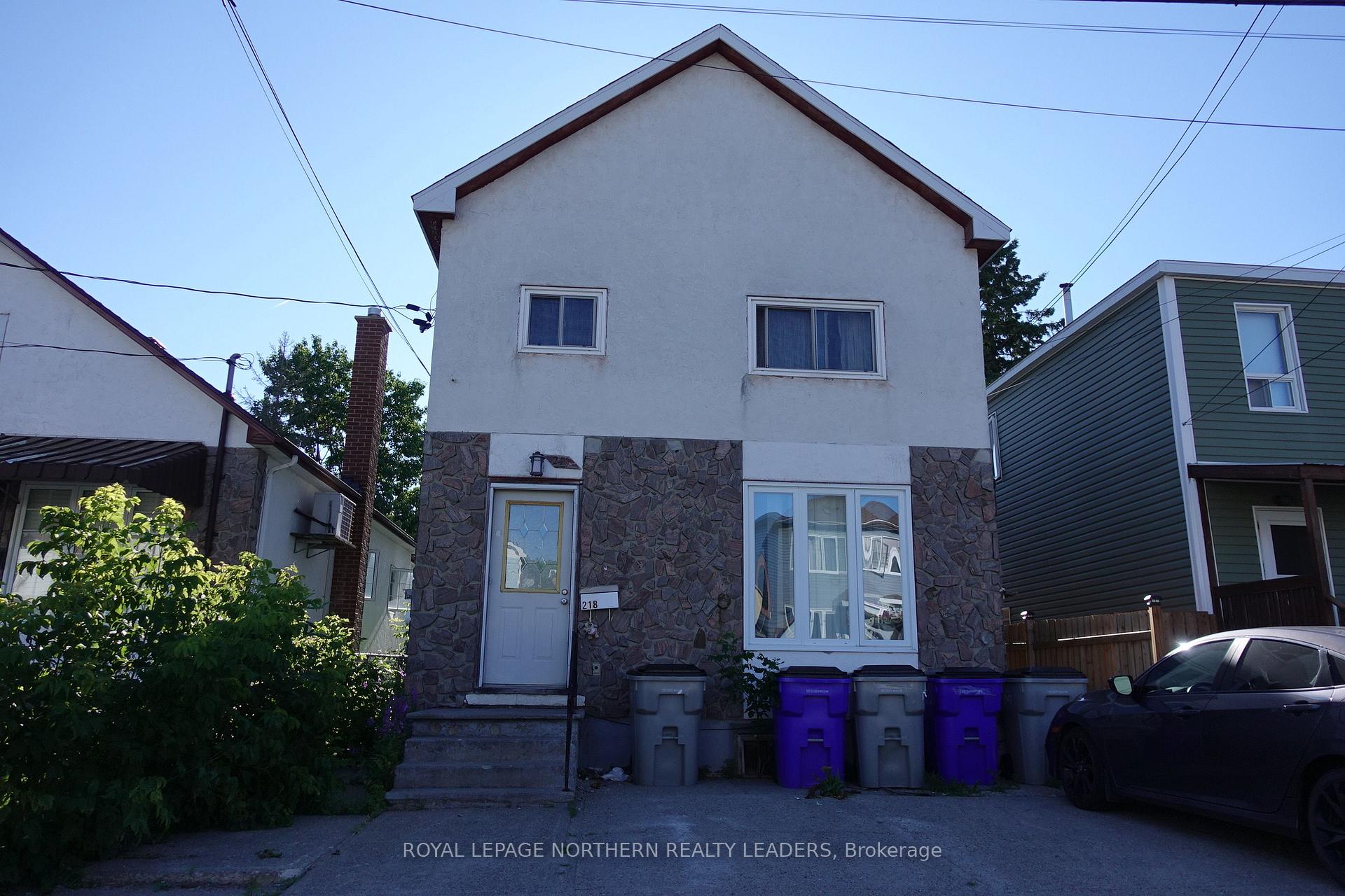Photo of 218 Elm Street S