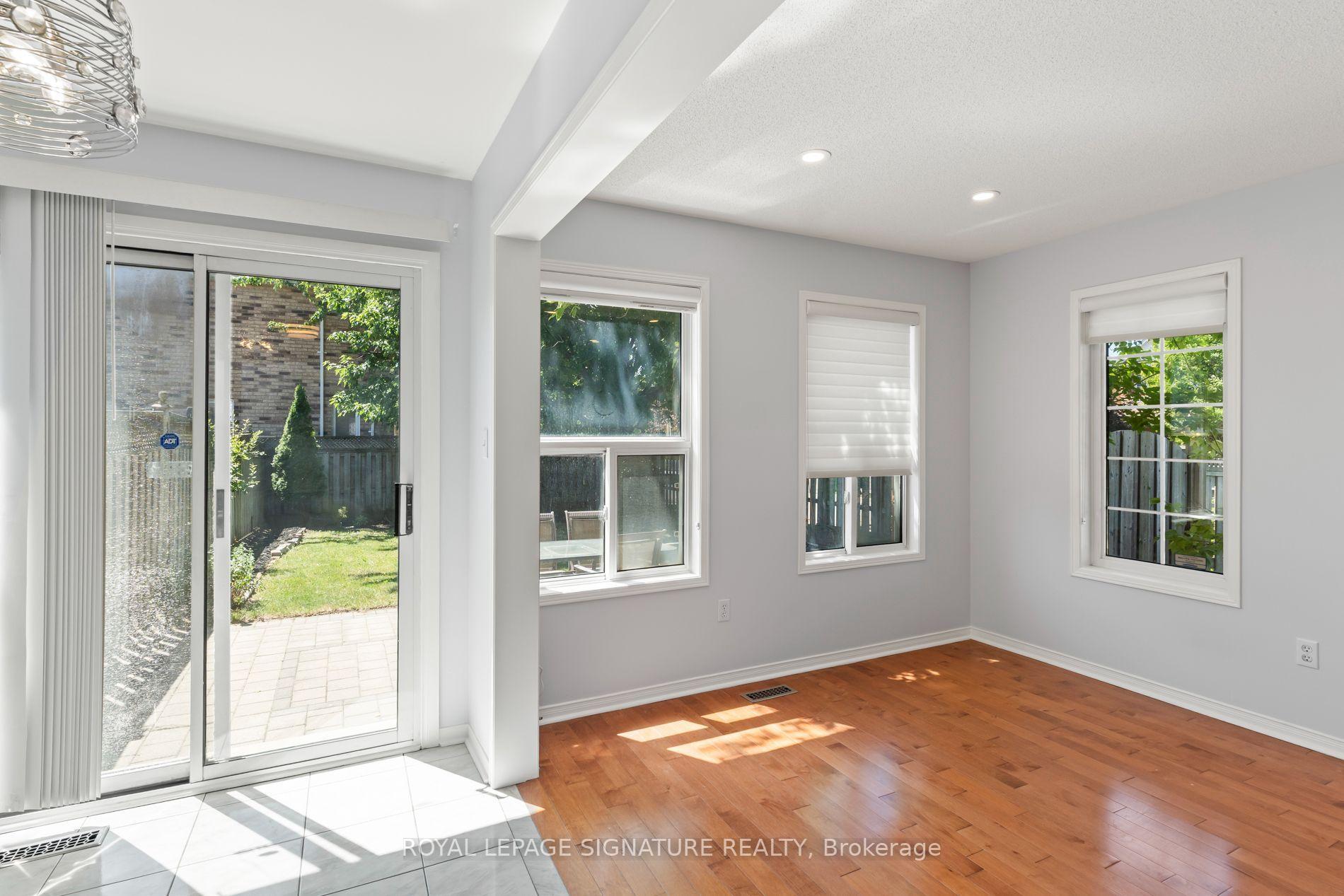 Photo 10 of 1313 Inuit Trail, Mississauga, Meadowvale Village — HOMEH