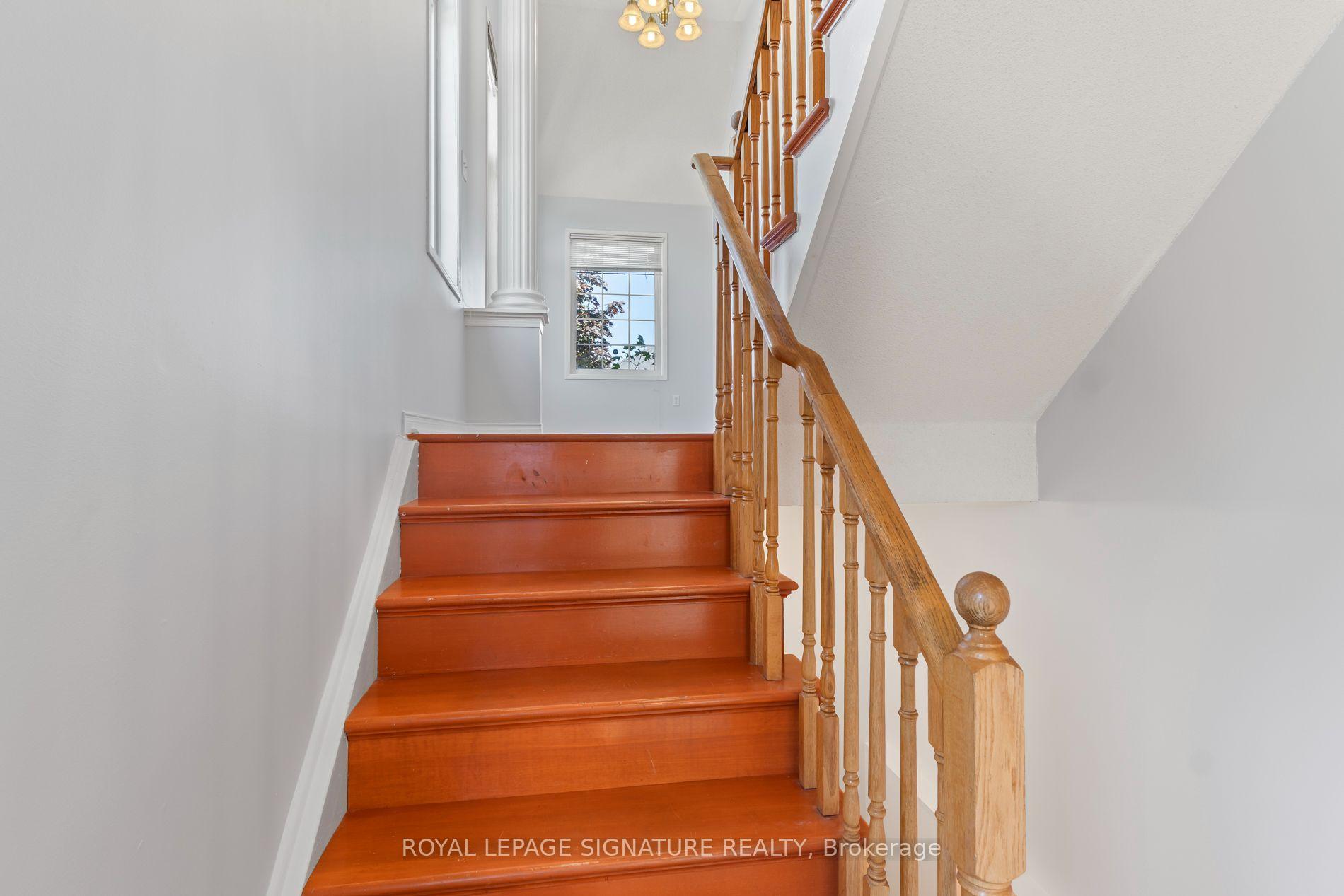 Photo 19 of 1313 Inuit Trail, Mississauga, Meadowvale Village — HOMEH