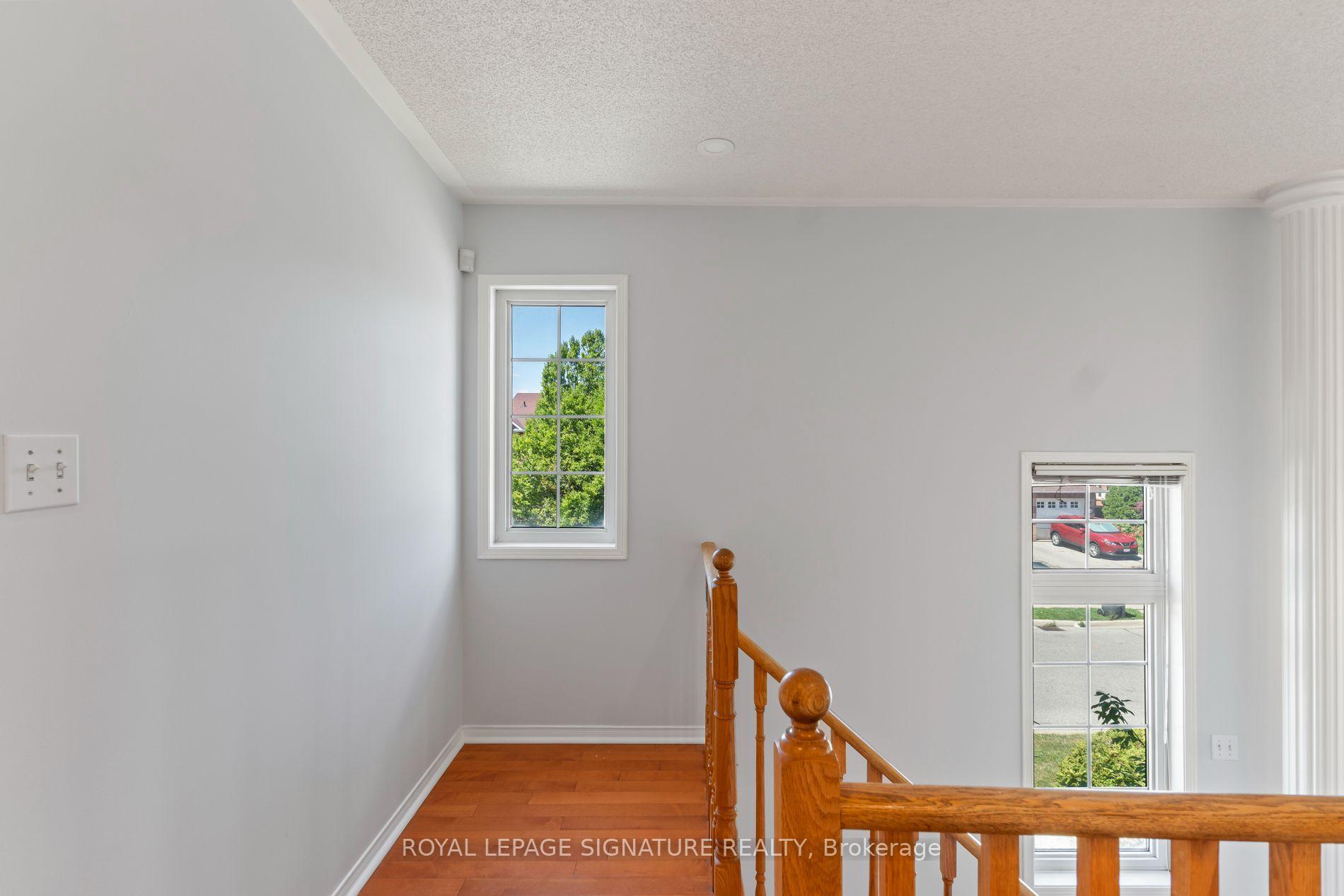 Photo 24 of 1313 Inuit Trail, Mississauga, Meadowvale Village — HOMEH