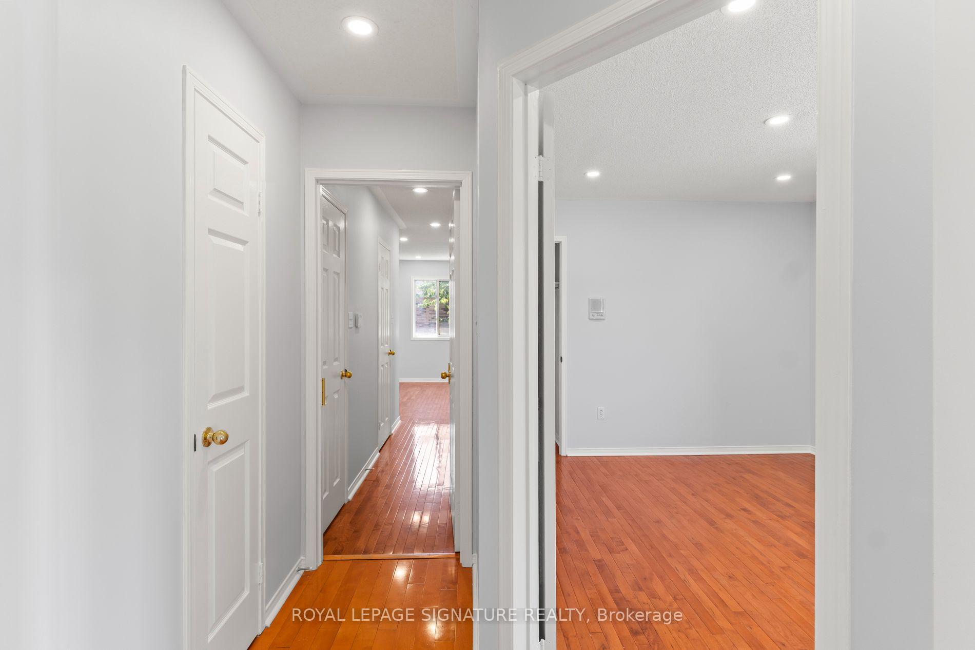 Photo 26 of 1313 Inuit Trail, Mississauga, Meadowvale Village — HOMEH