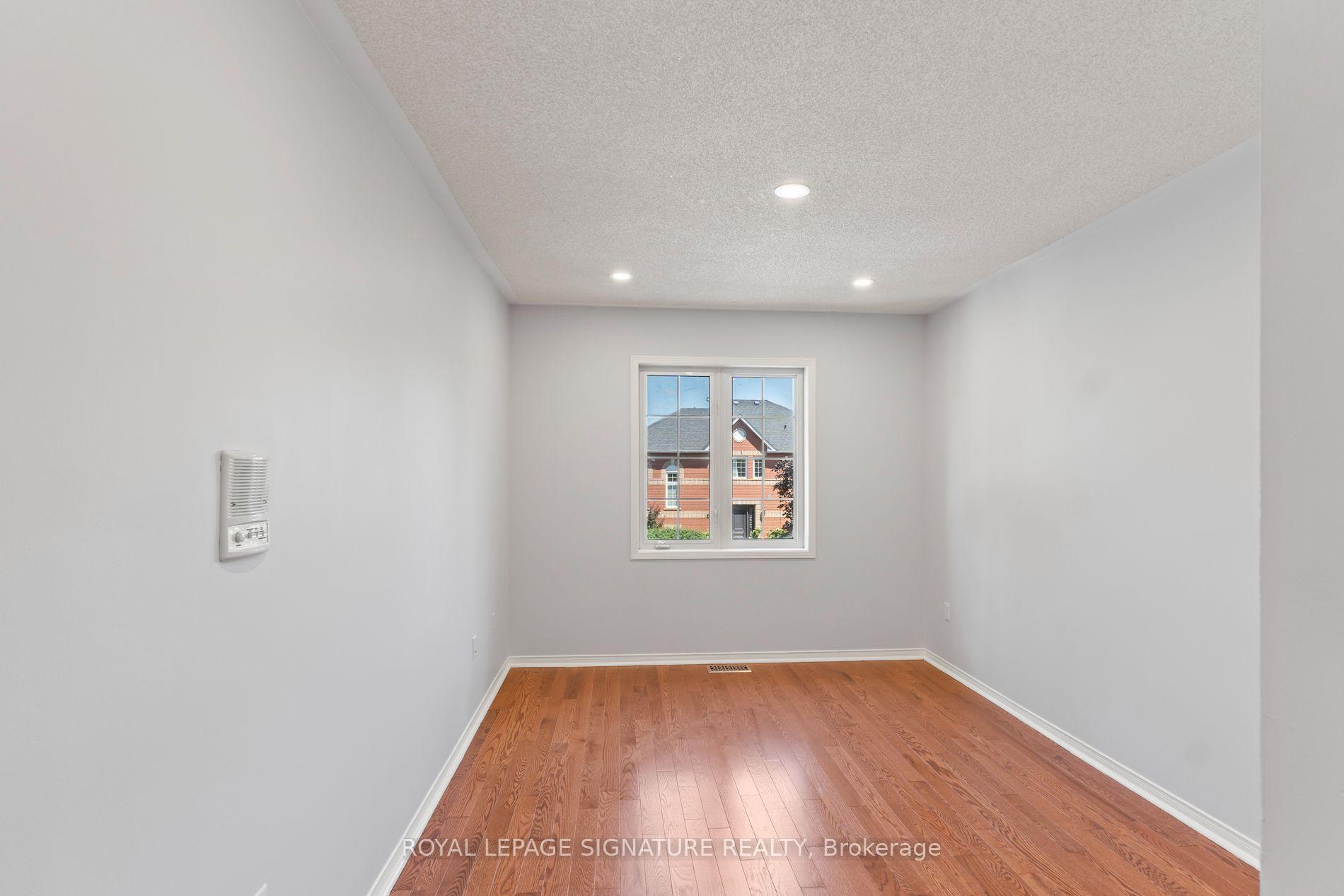 Photo 27 of 1313 Inuit Trail, Mississauga, Meadowvale Village — HOMEH