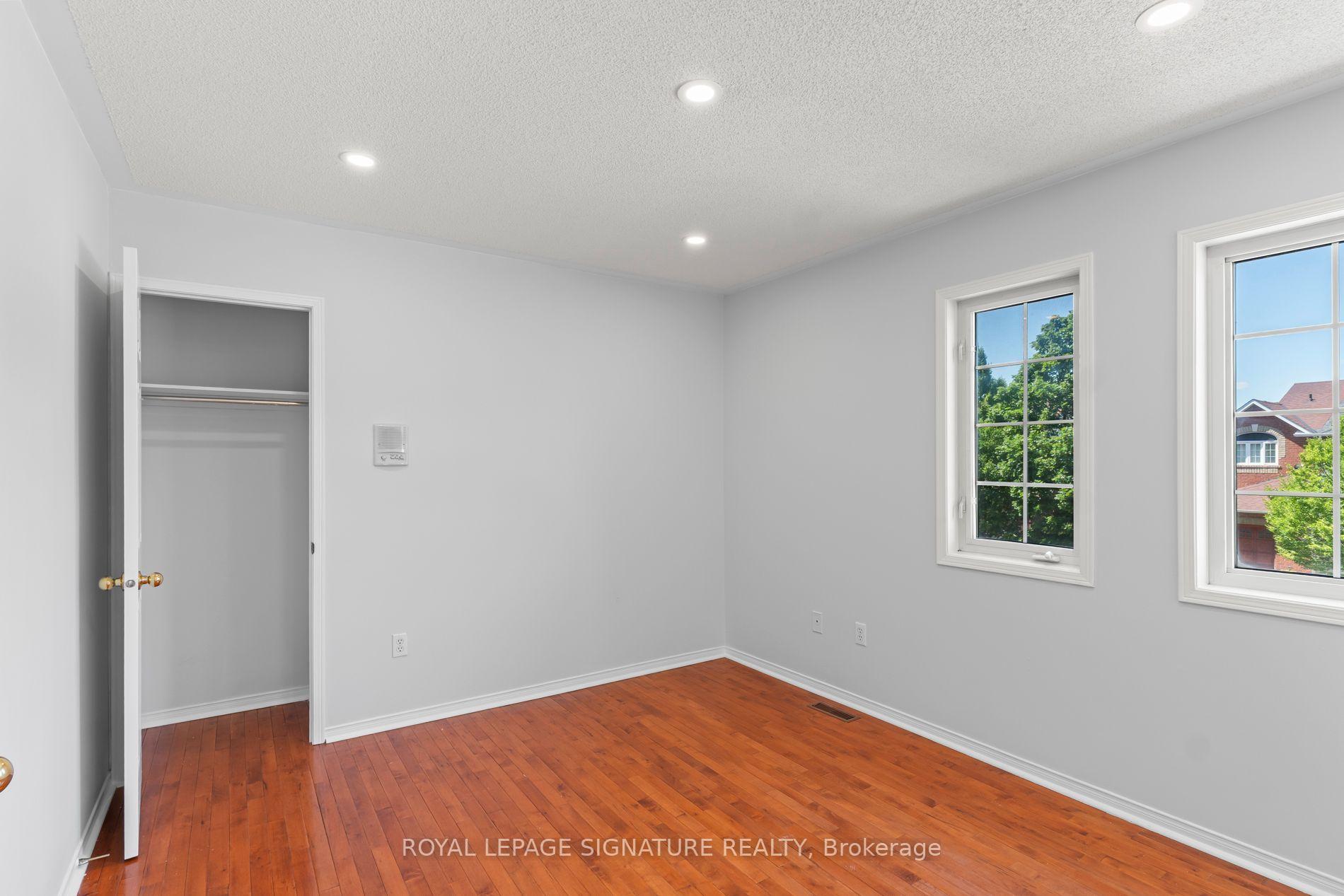 Photo 29 of 1313 Inuit Trail, Mississauga, Meadowvale Village — HOMEH