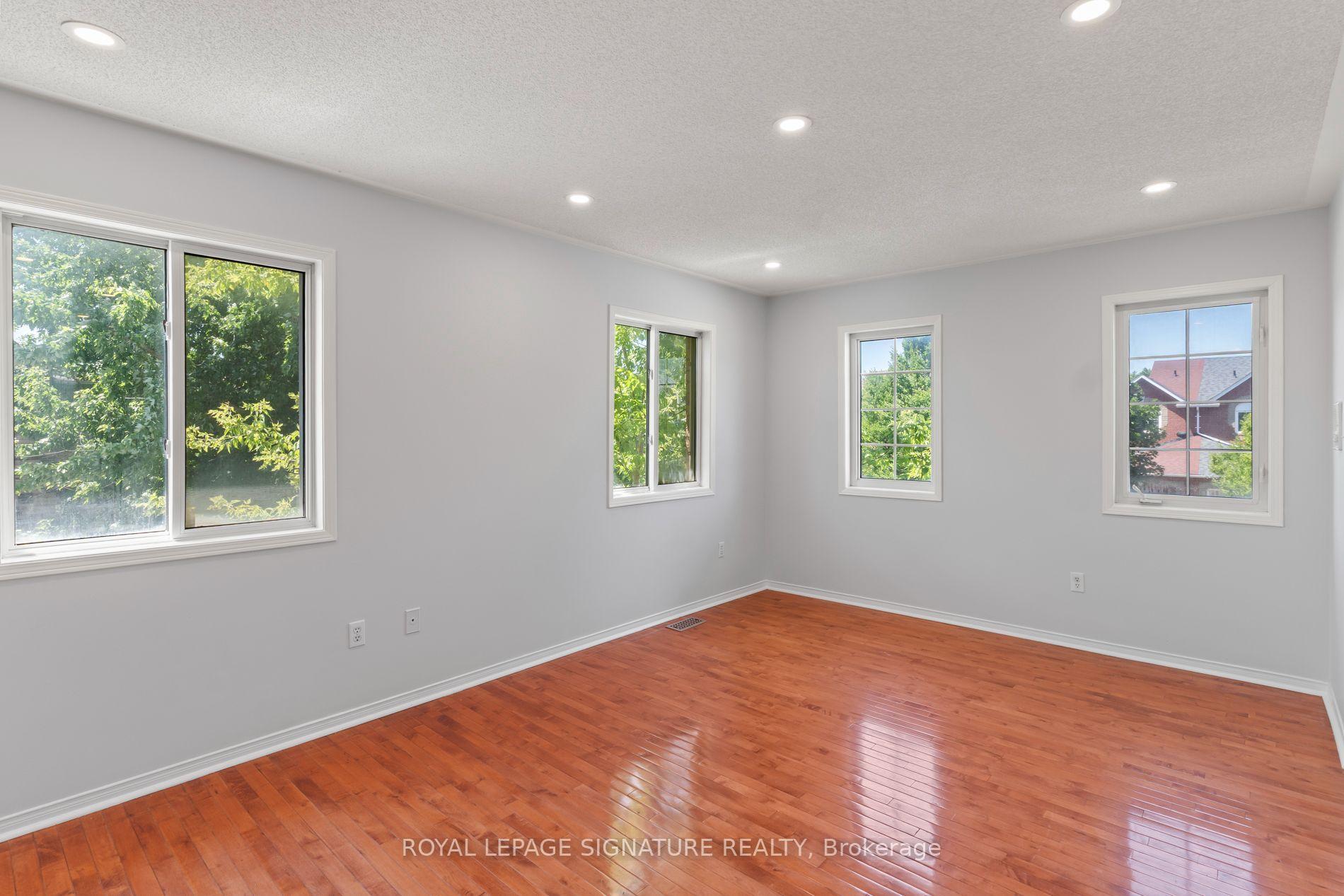 Photo 31 of 1313 Inuit Trail, Mississauga, Meadowvale Village — HOMEH