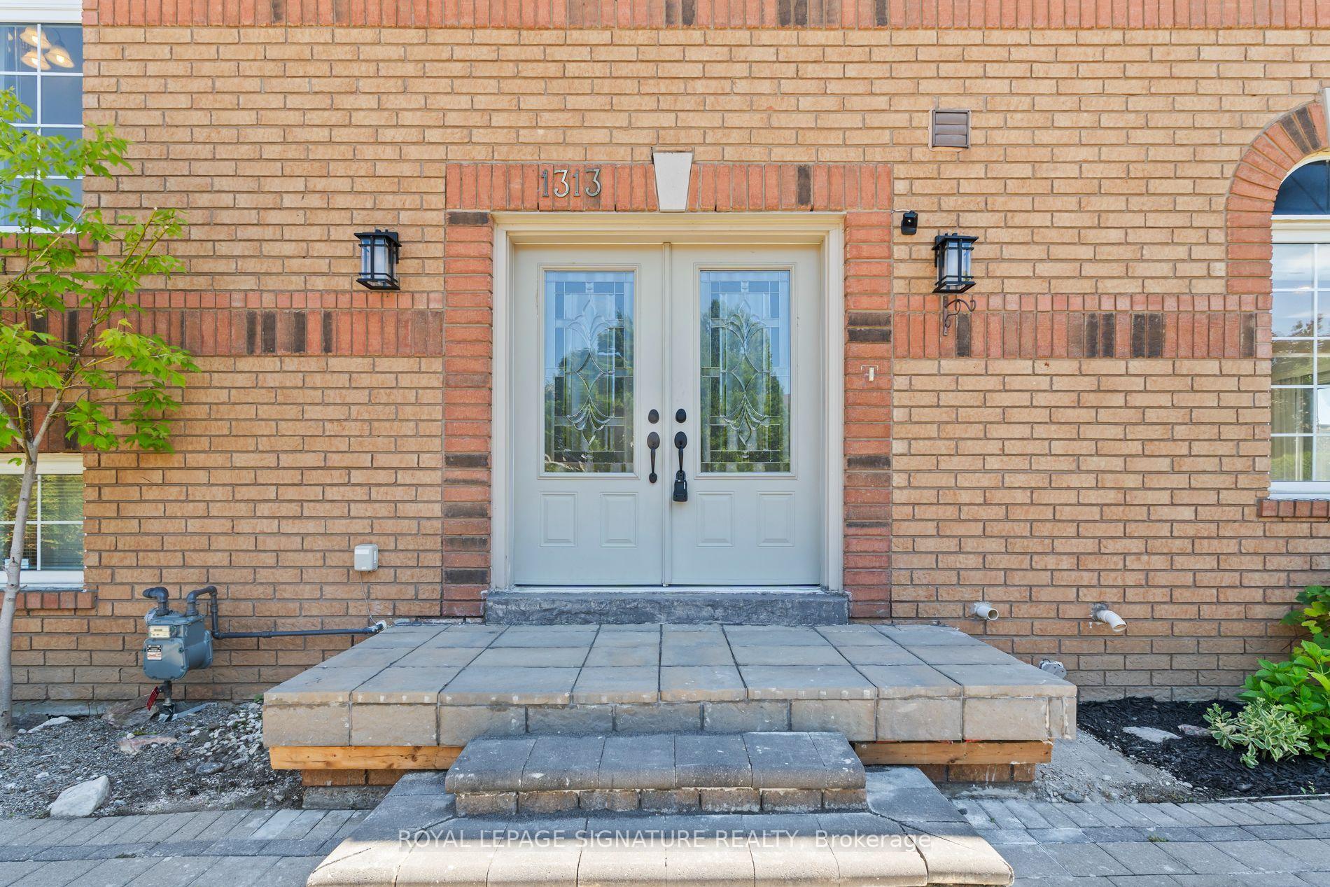 Photo 45 of 1313 Inuit Trail, Mississauga, Meadowvale Village — HOMEH