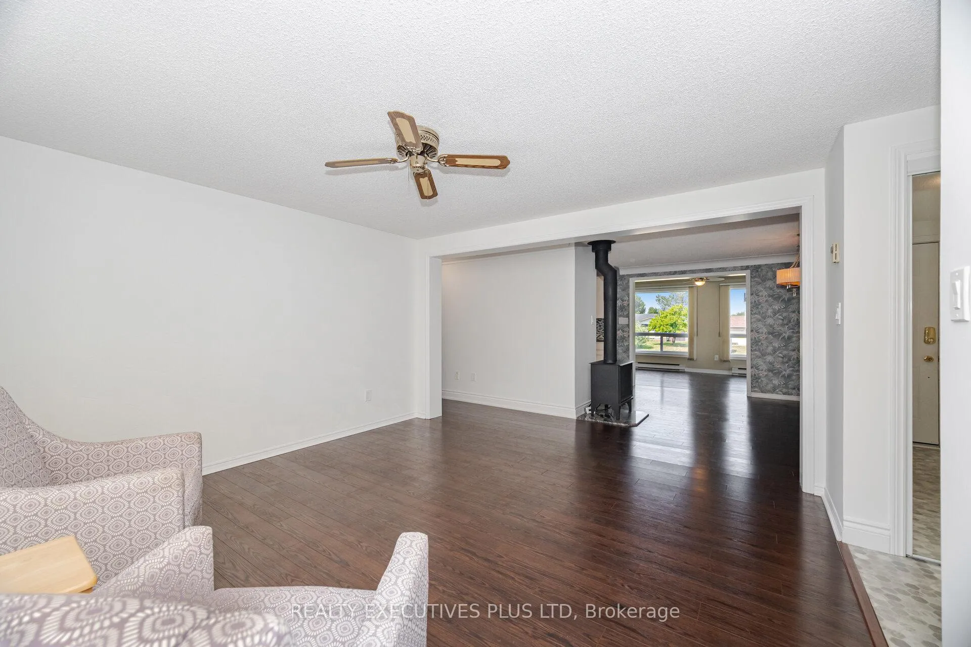 Photo 9 of 112 Tecumseth Pines Drive, New Tecumseth, Rural New Tecumseth — HOMEH