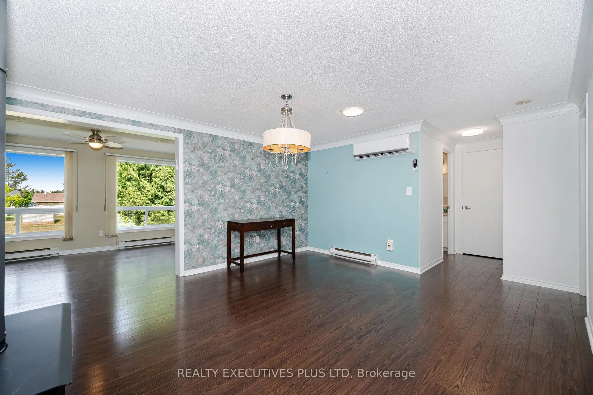 Photo 12 of 112 Tecumseth Pines Drive, New Tecumseth, Rural New Tecumseth — HOMEH