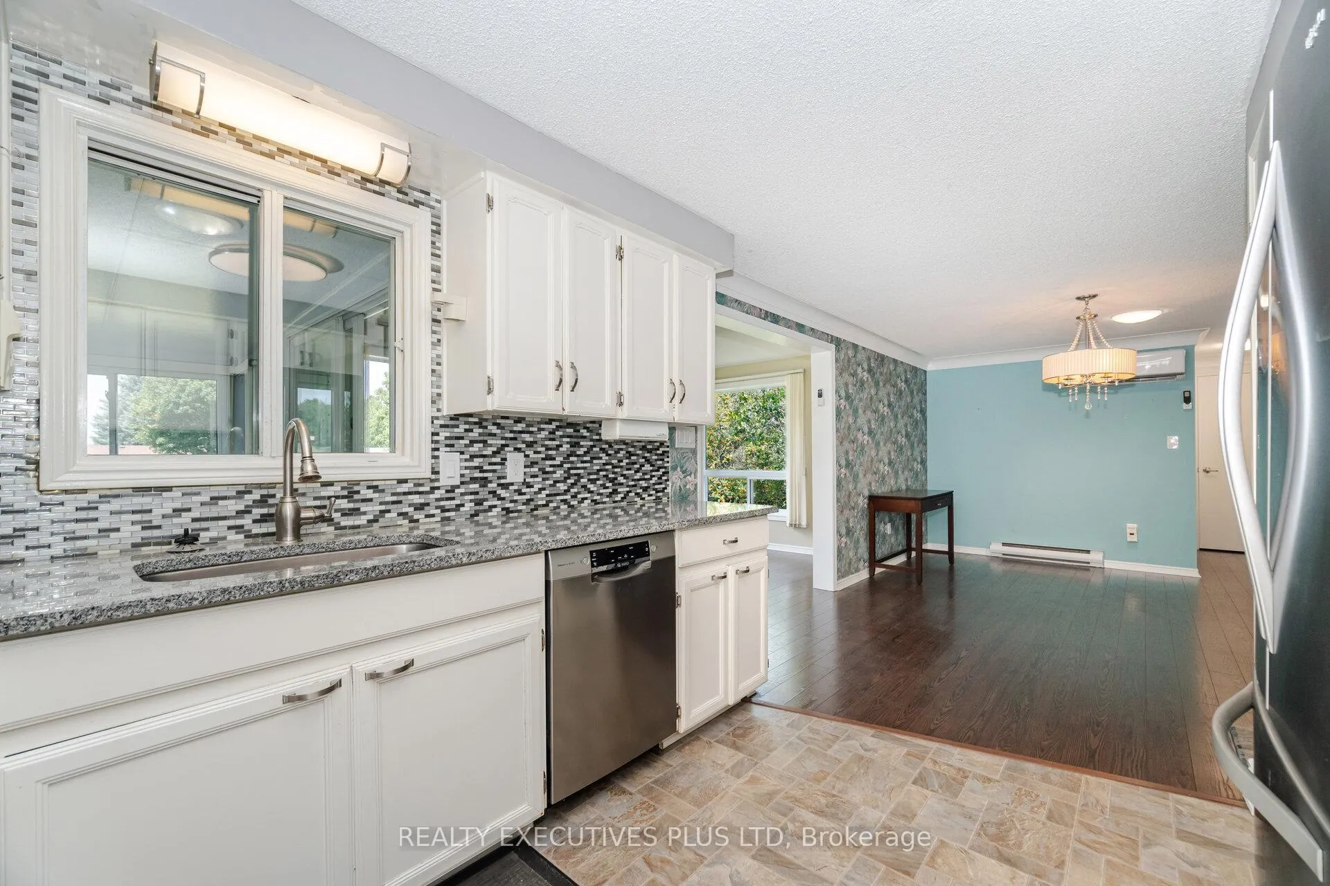 Photo 15 of 112 Tecumseth Pines Drive, New Tecumseth, Rural New Tecumseth — HOMEH