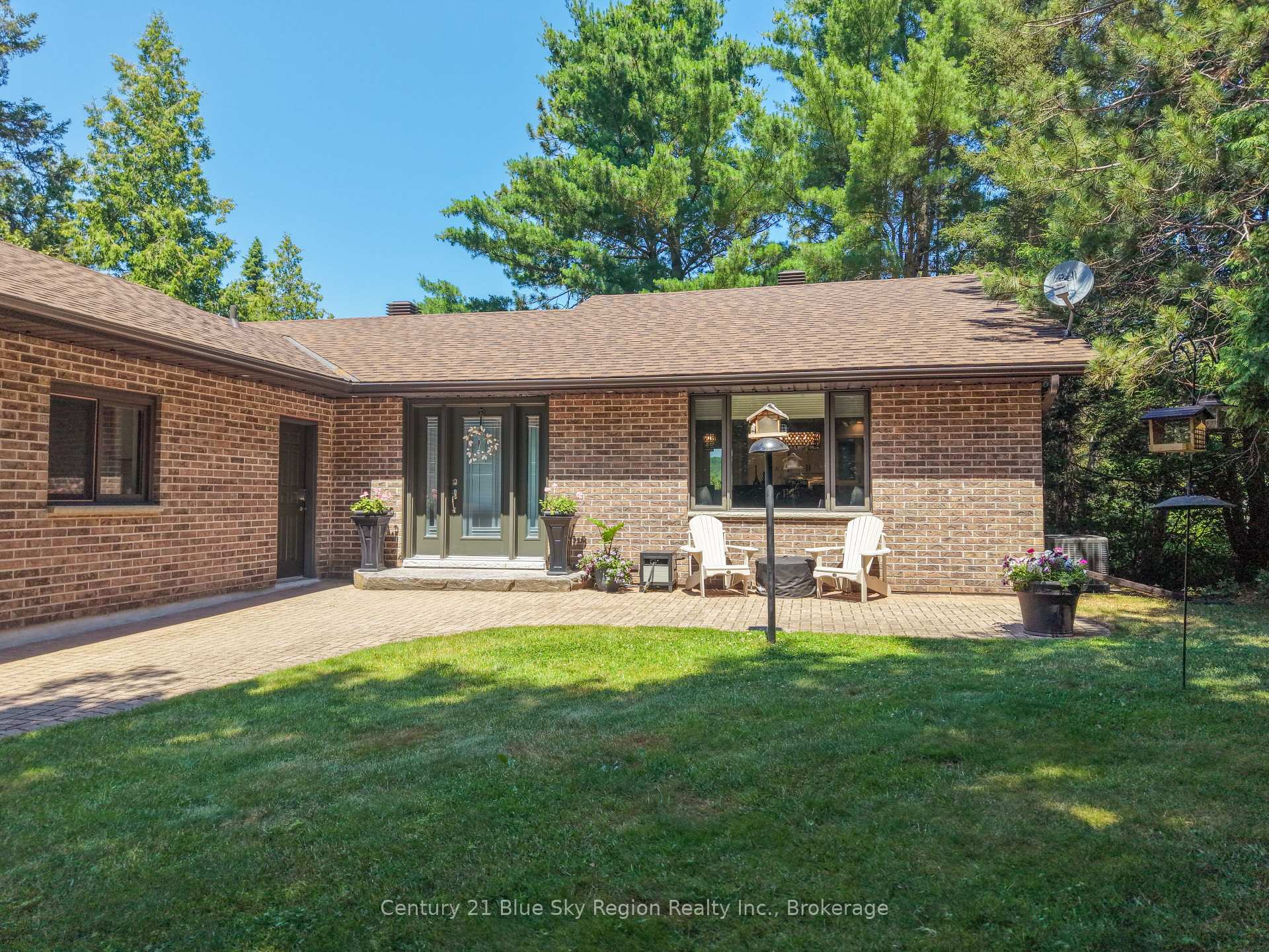 Photo 2 of 731 MacPherson Drive, East Ferris — HOMEH