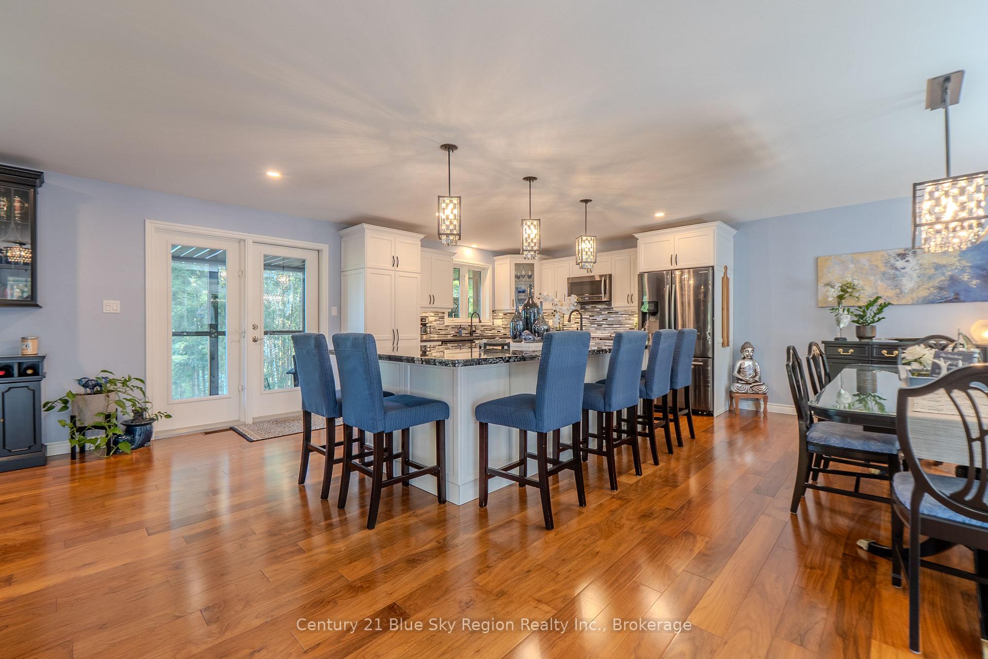 Photo 18 of 731 MacPherson Drive, East Ferris — HOMEH