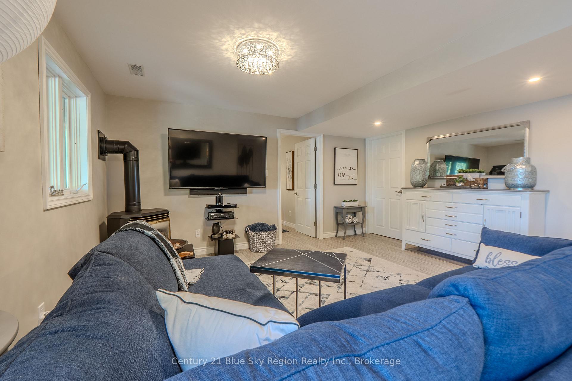 Photo 31 of 731 MacPherson Drive, East Ferris — HOMEH