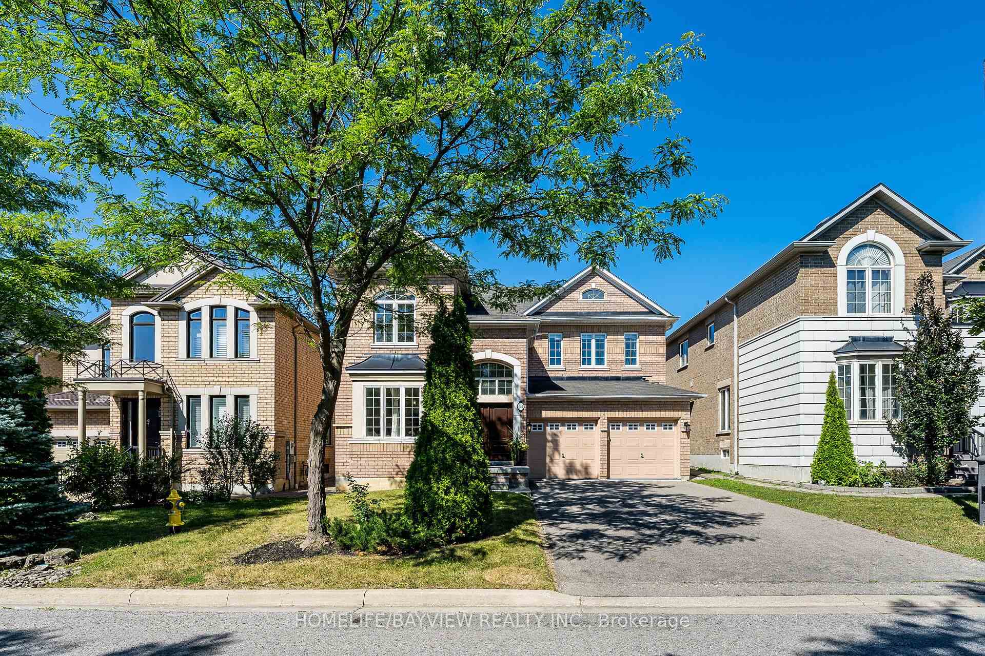 Photo 2 of 68 Ampezzo Avenue, Vaughan, Vellore Village — HOMEH