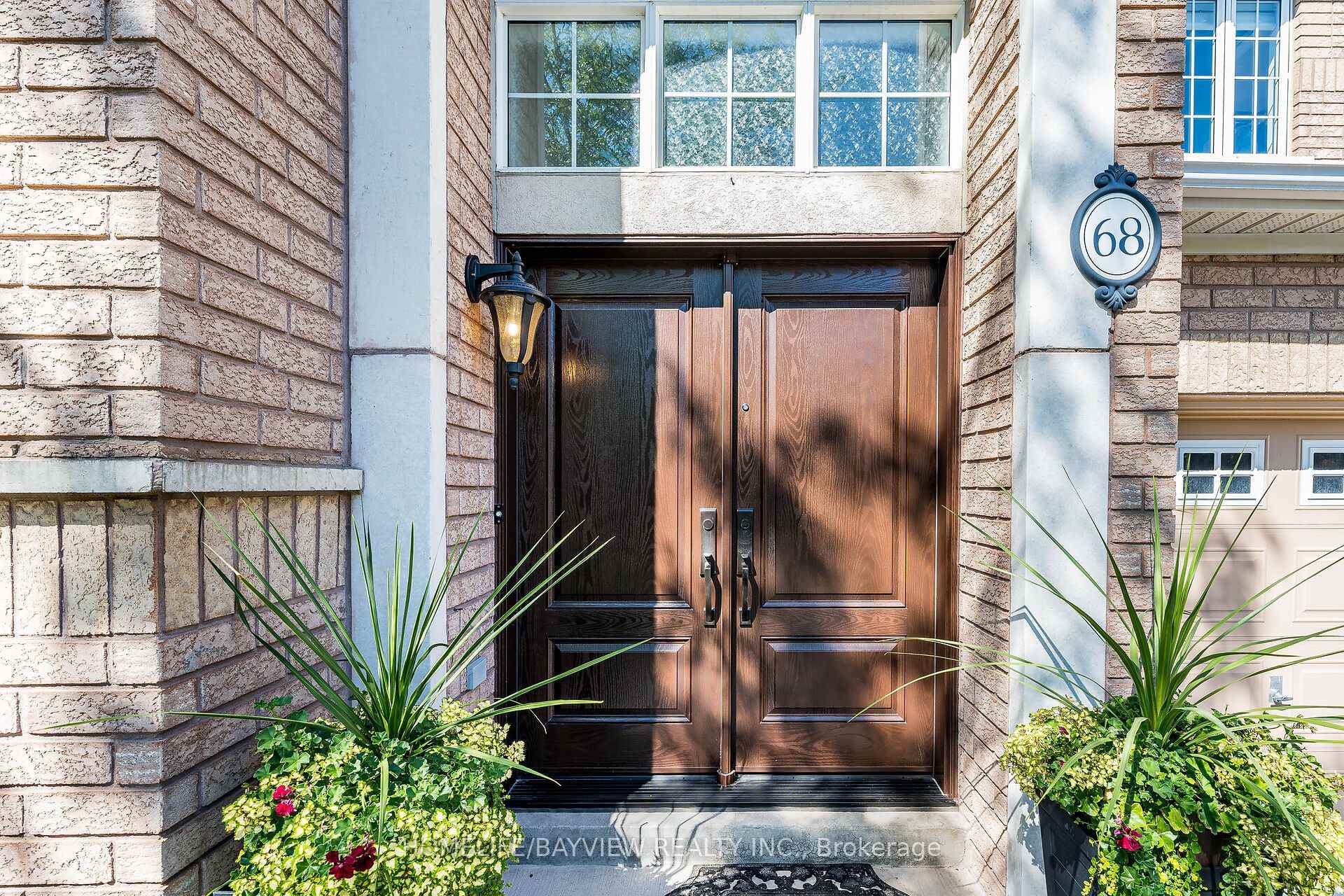 Photo 5 of 68 Ampezzo Avenue, Vaughan, Vellore Village — HOMEH