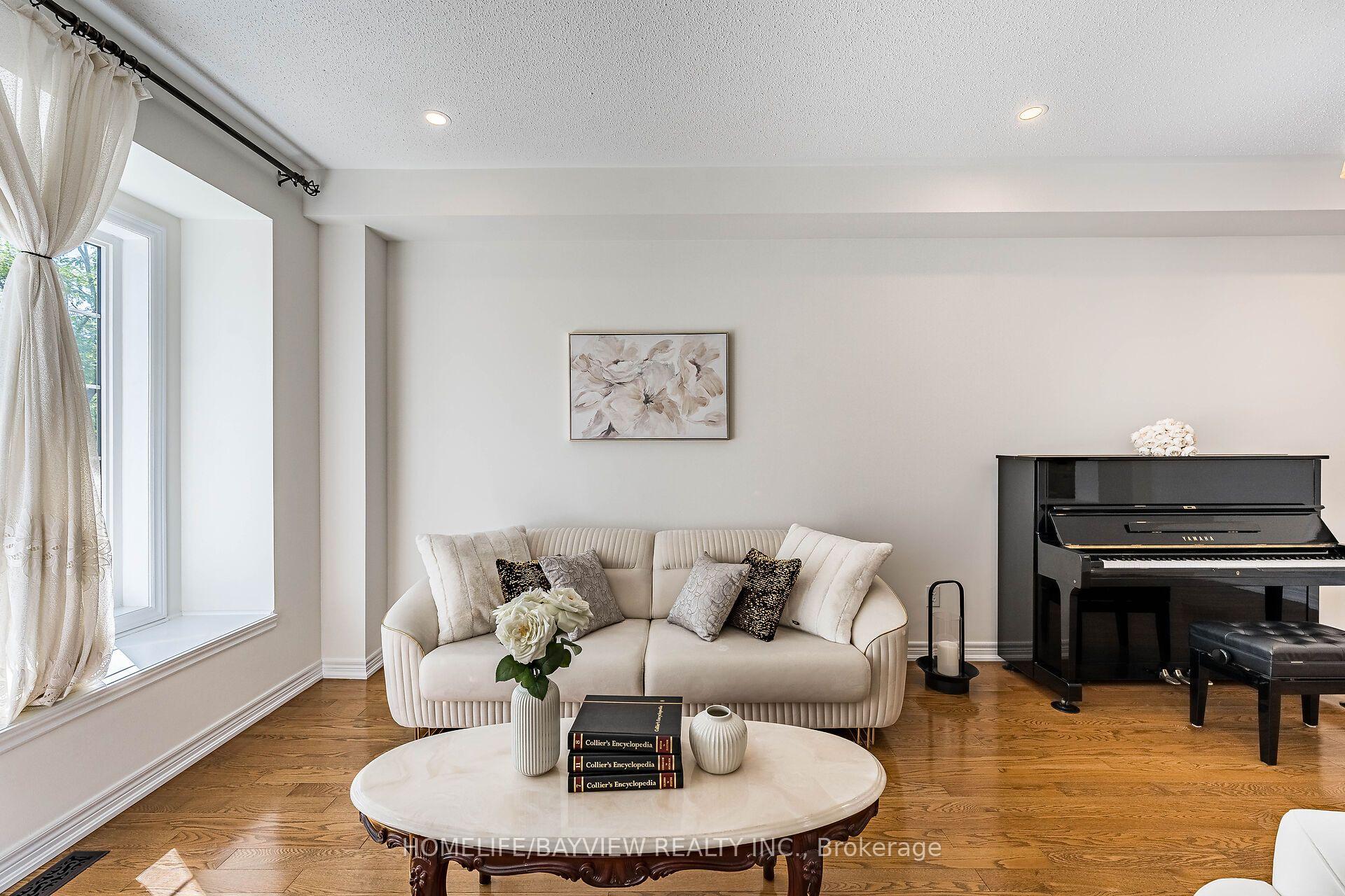 Photo 12 of 68 Ampezzo Avenue, Vaughan, Vellore Village — HOMEH