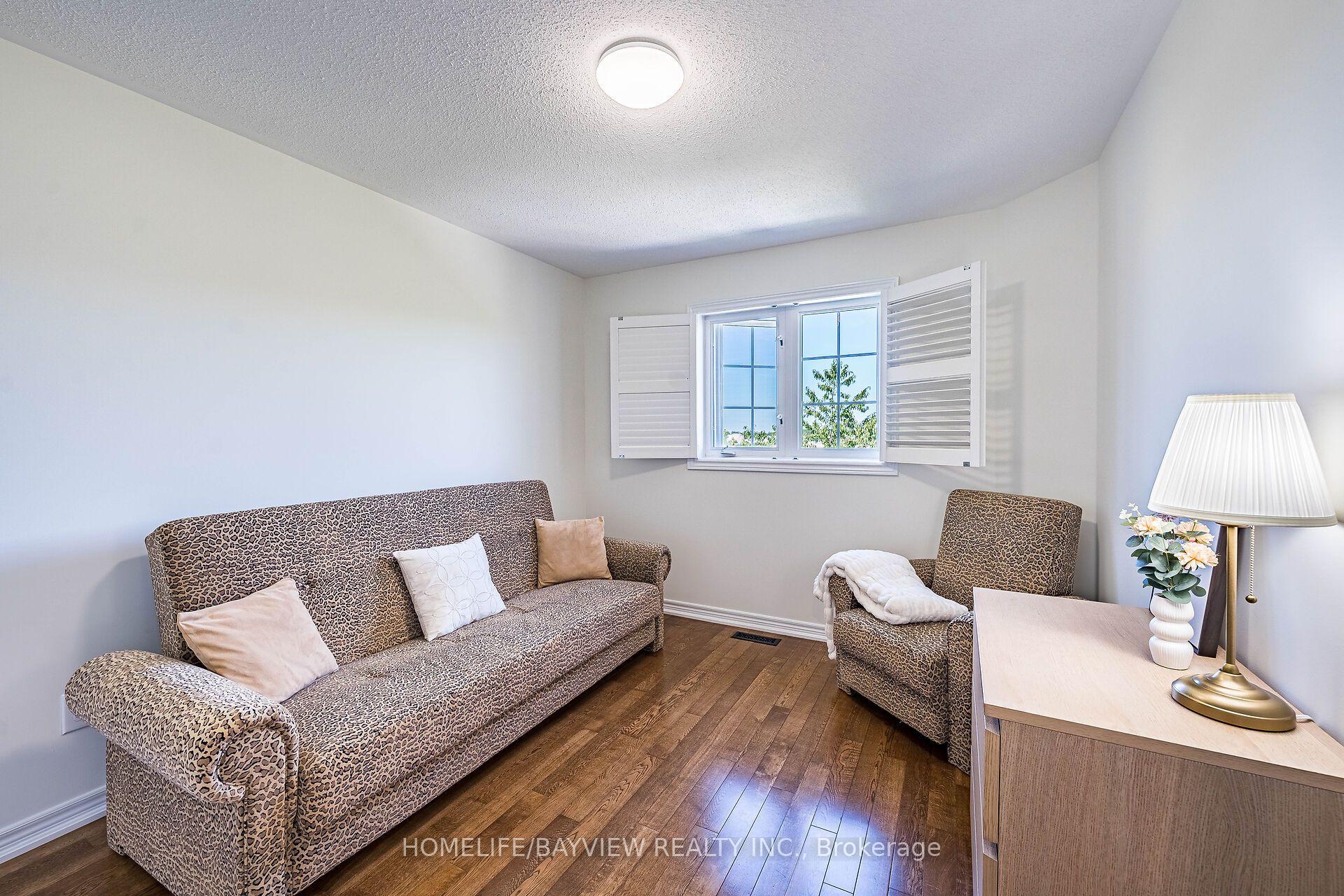 Photo 33 of 68 Ampezzo Avenue, Vaughan, Vellore Village — HOMEH