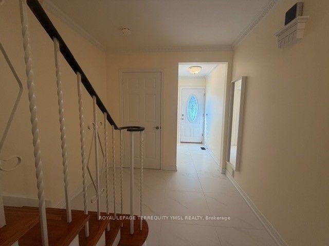 Photo 2 of 8 Farmstead Road, North York, St. Andrew-Windfields — HOMEH