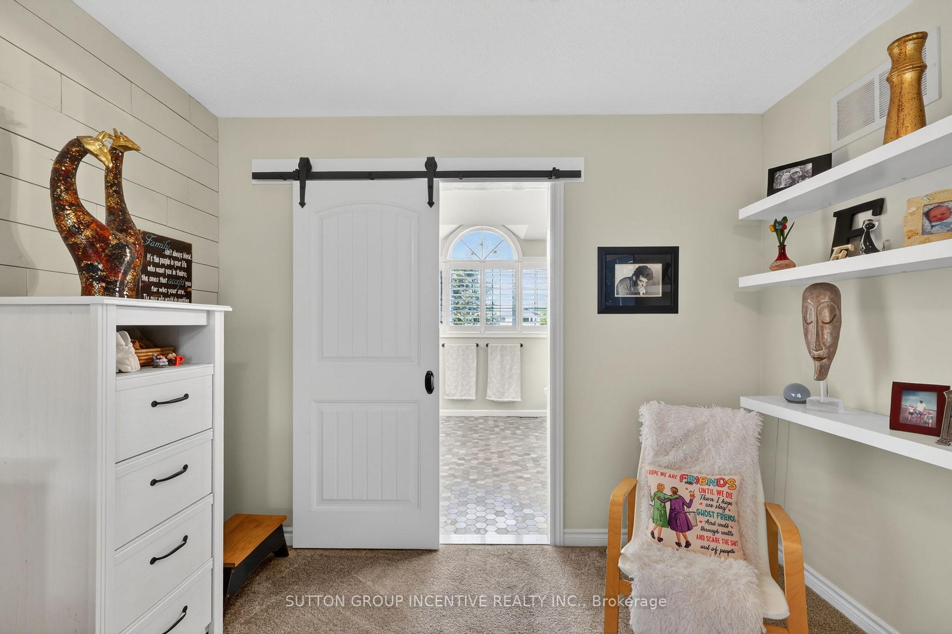 Photo 27 of 255 Pringle Drive, Barrie, Edgehill Drive — HOMEH